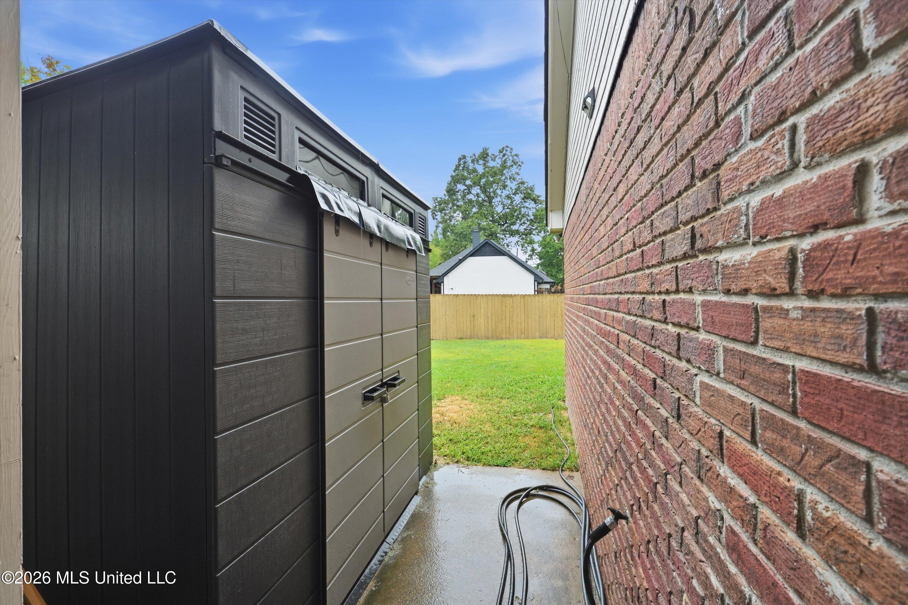 1433 Barnett Bend Circle Property Photo 23