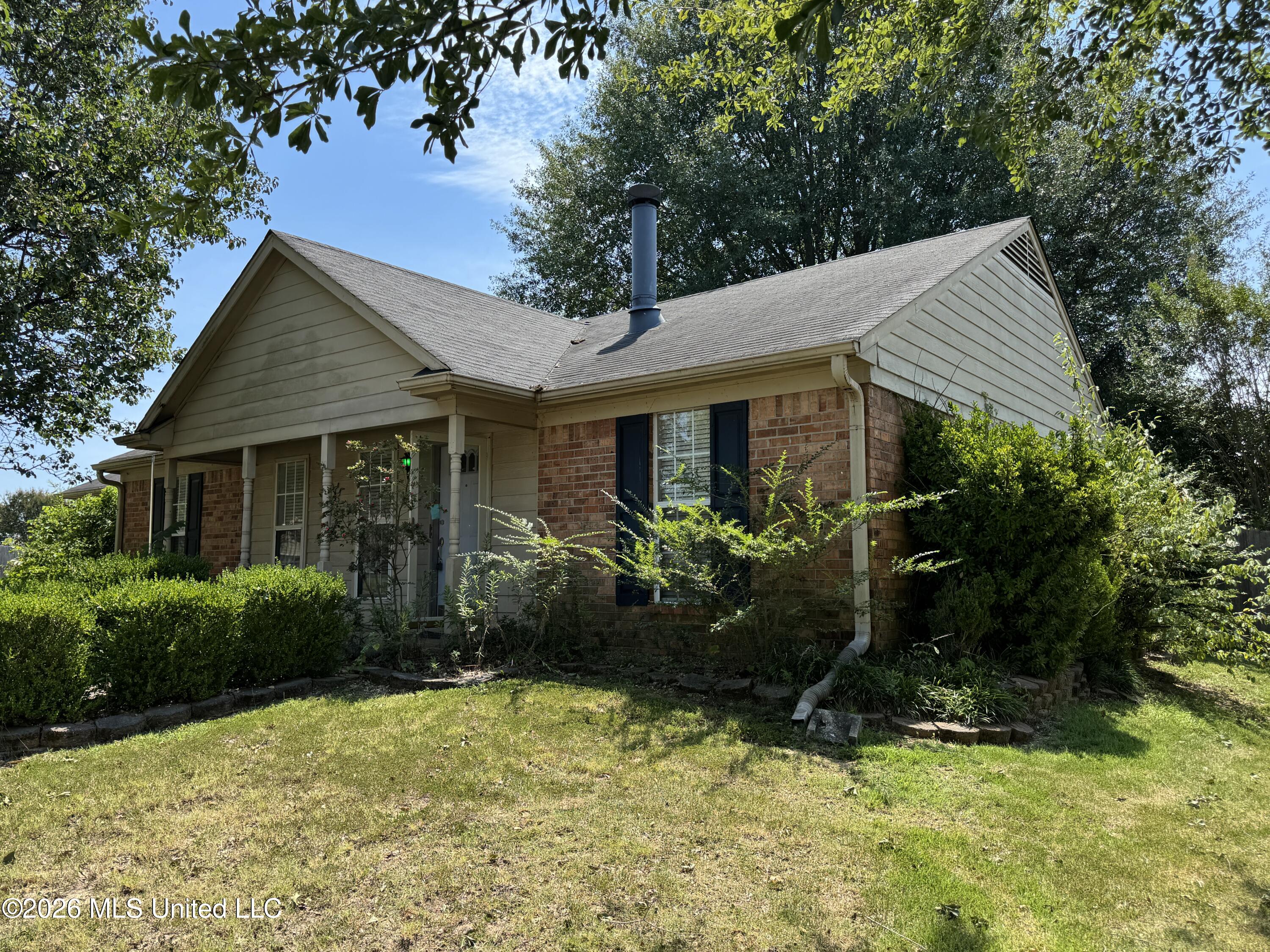 10551 Oak Leaf Drive Property Photo 2