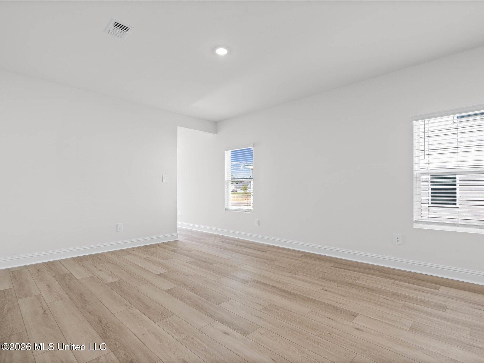 430 Pimento Circle Property Photo 6