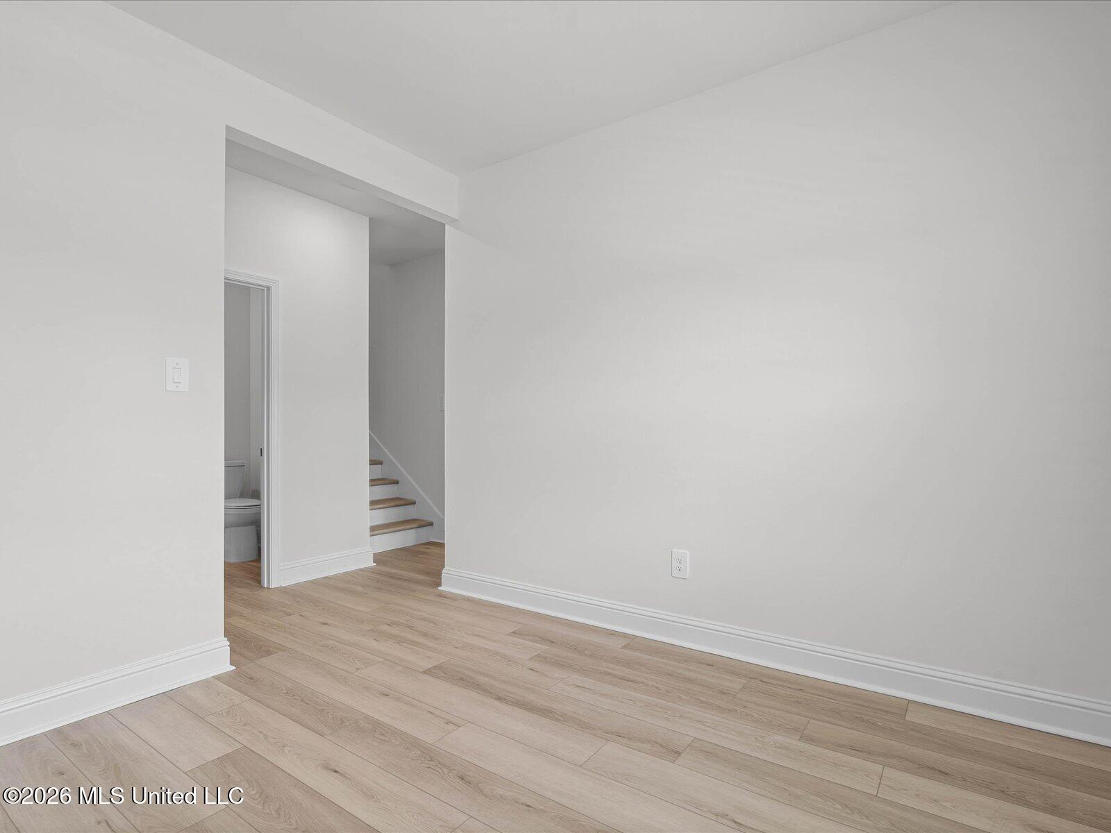 430 Pimento Circle Property Photo 13