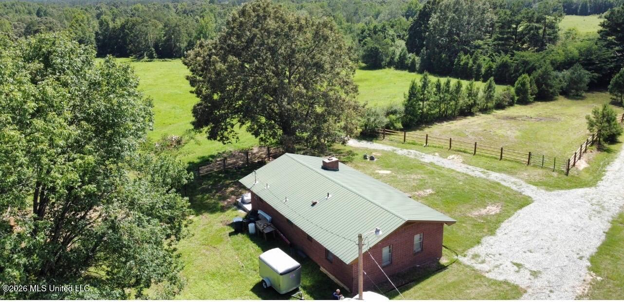 873 Glass Road Property Photo 16