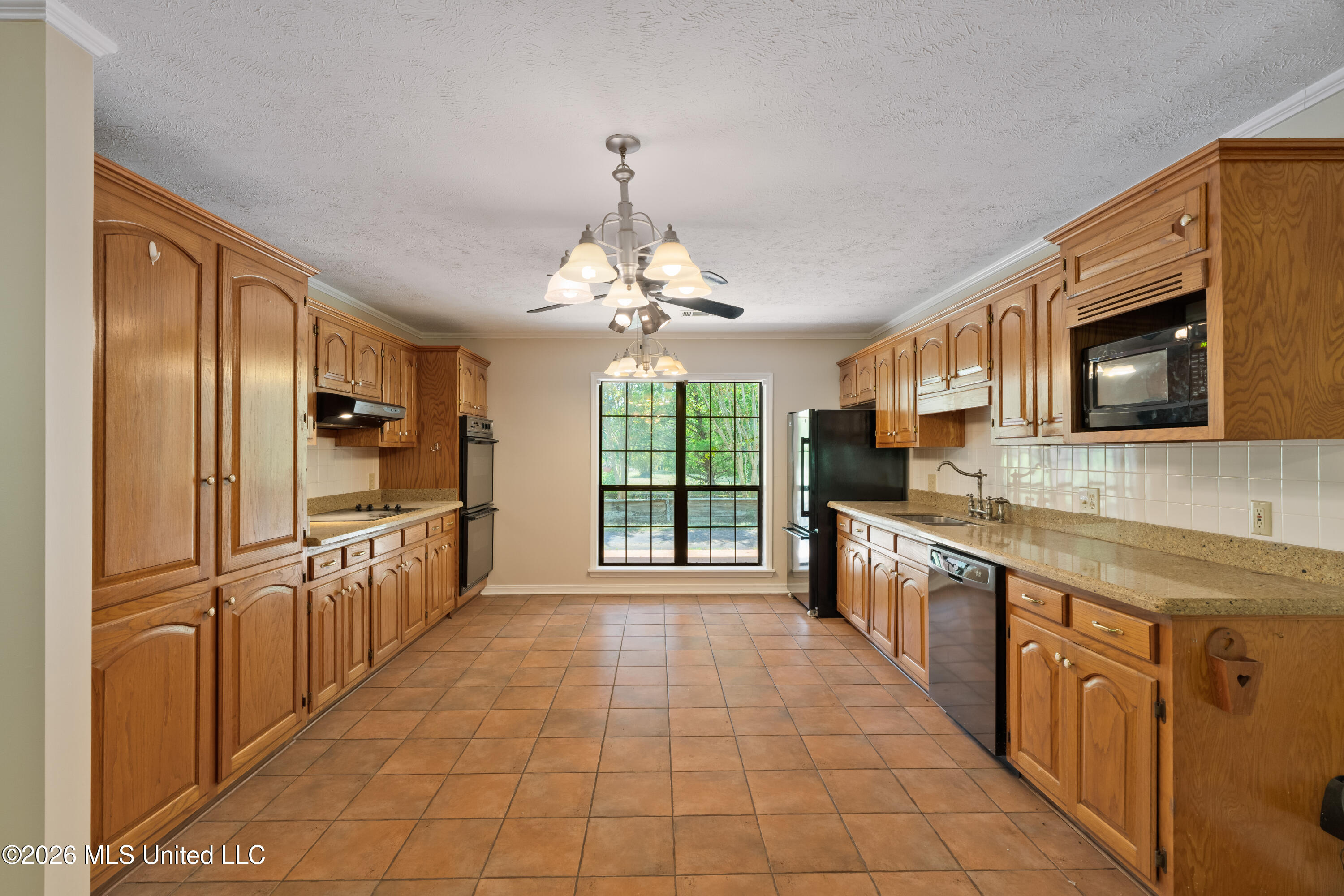 3751 Mound Road Property Photo 15
