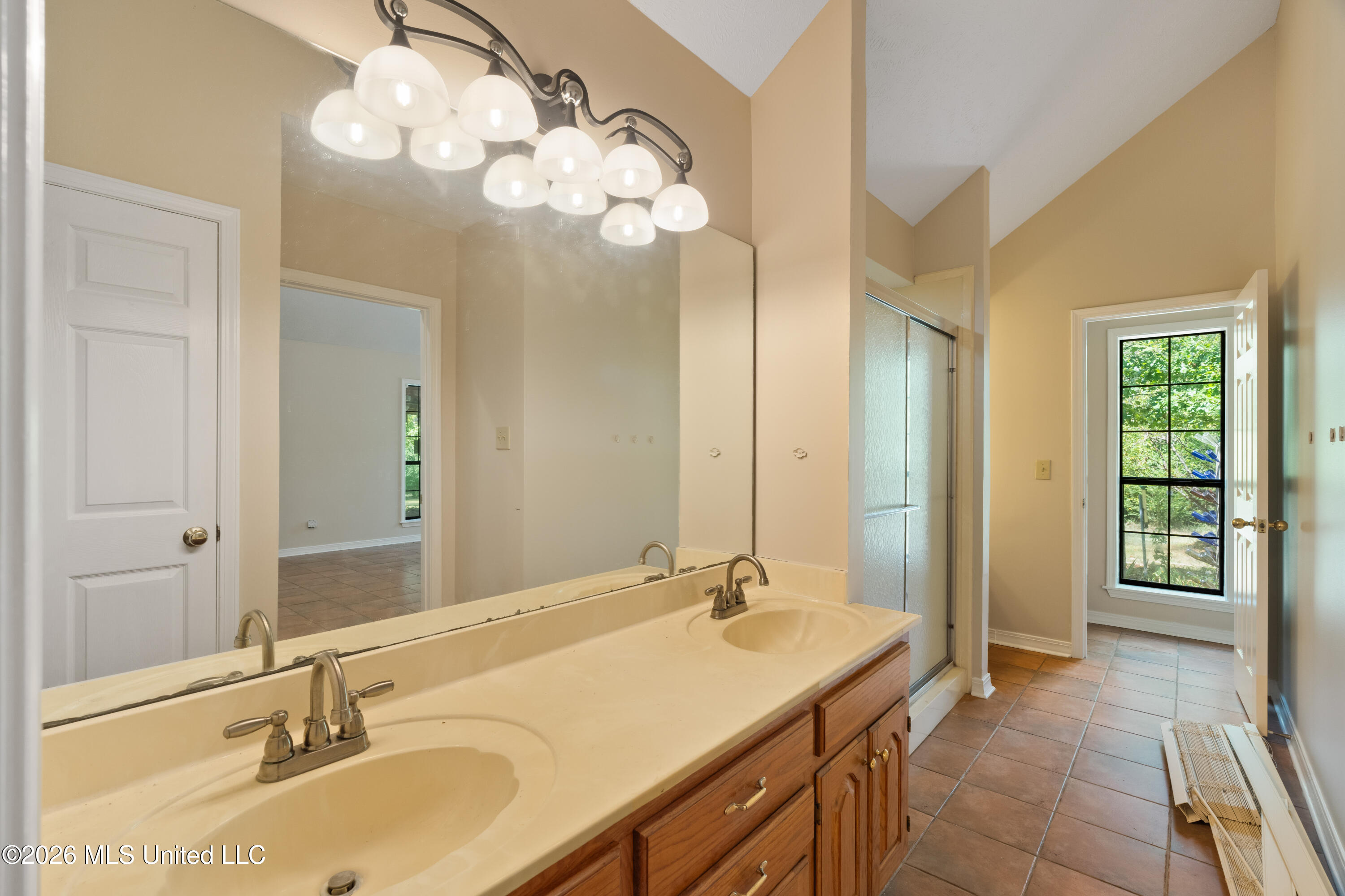 3751 Mound Road Property Photo 22
