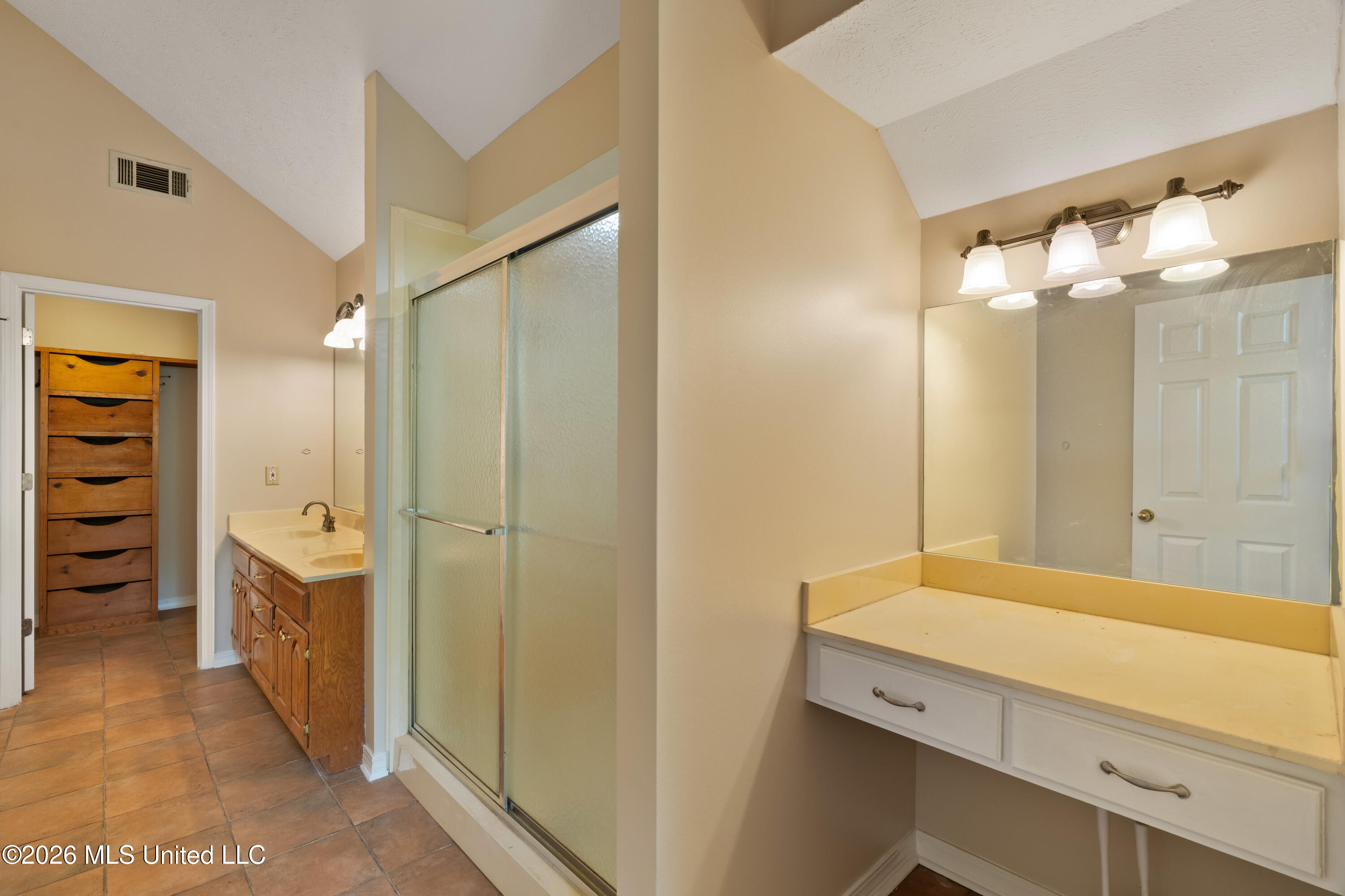 3751 Mound Road Property Photo 23