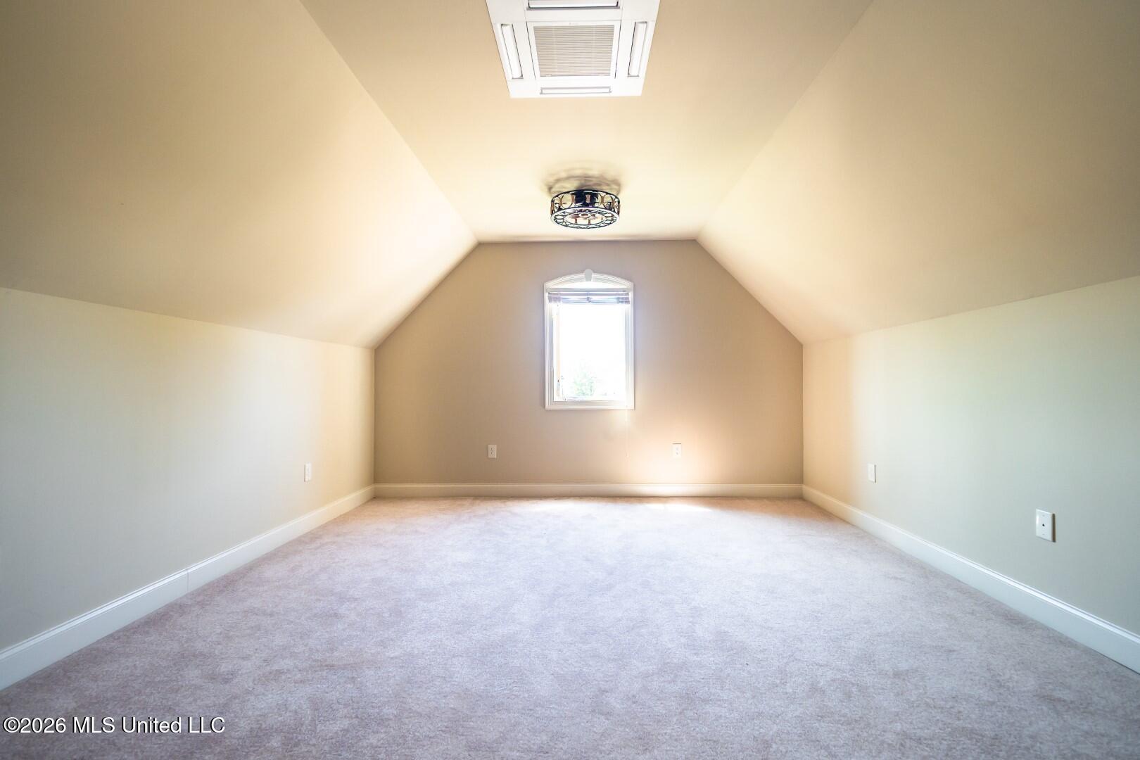 103 Deer Hollow Property Photo 34