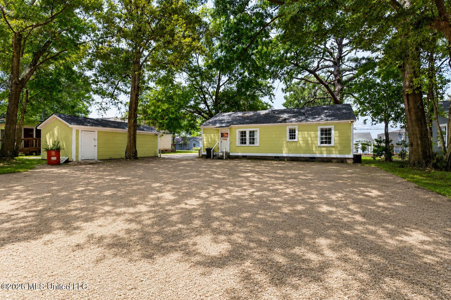 208 S 25th Avenue Property Photo 30