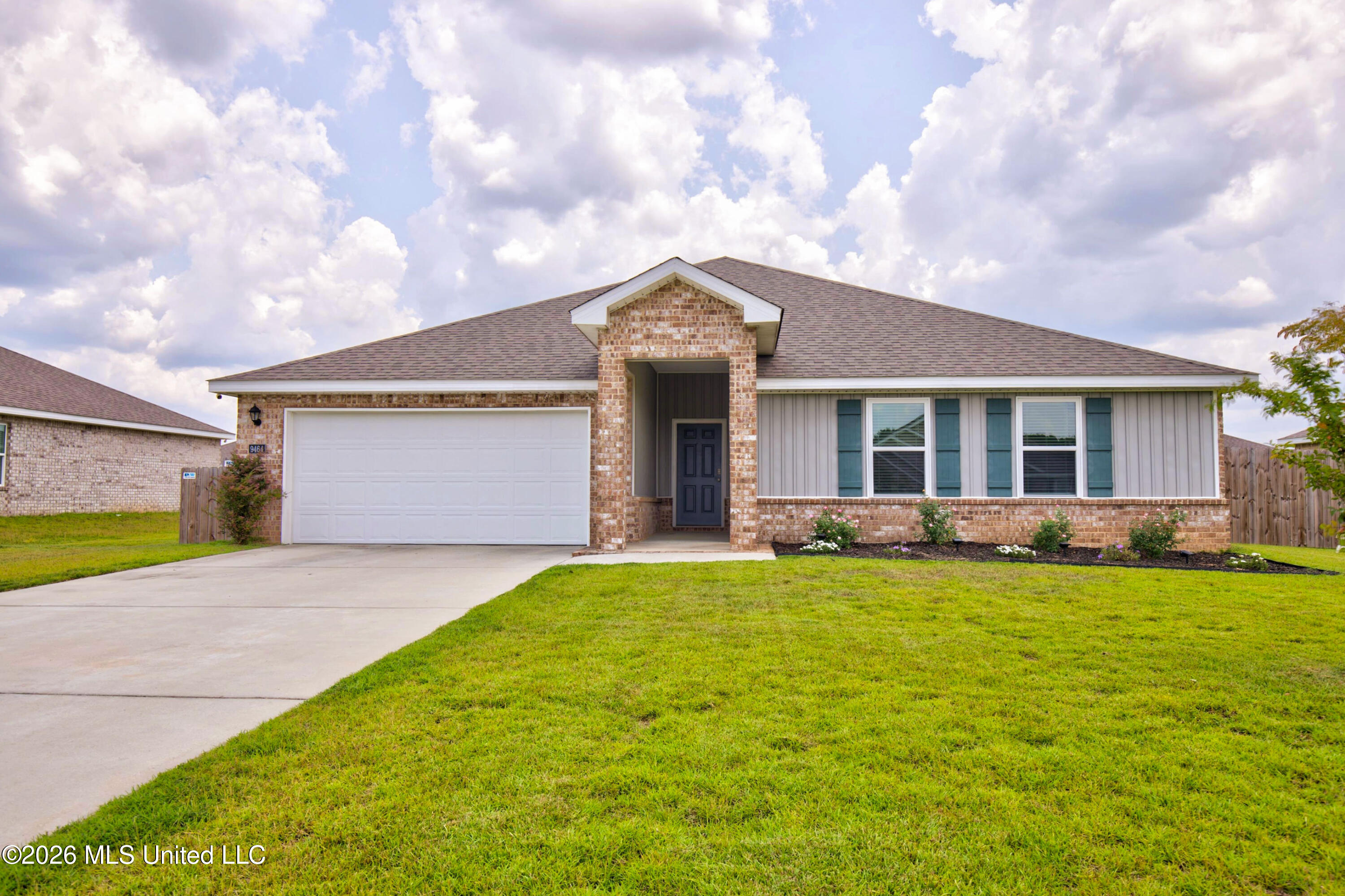 9464 Emersyn Lane Property Photo 7