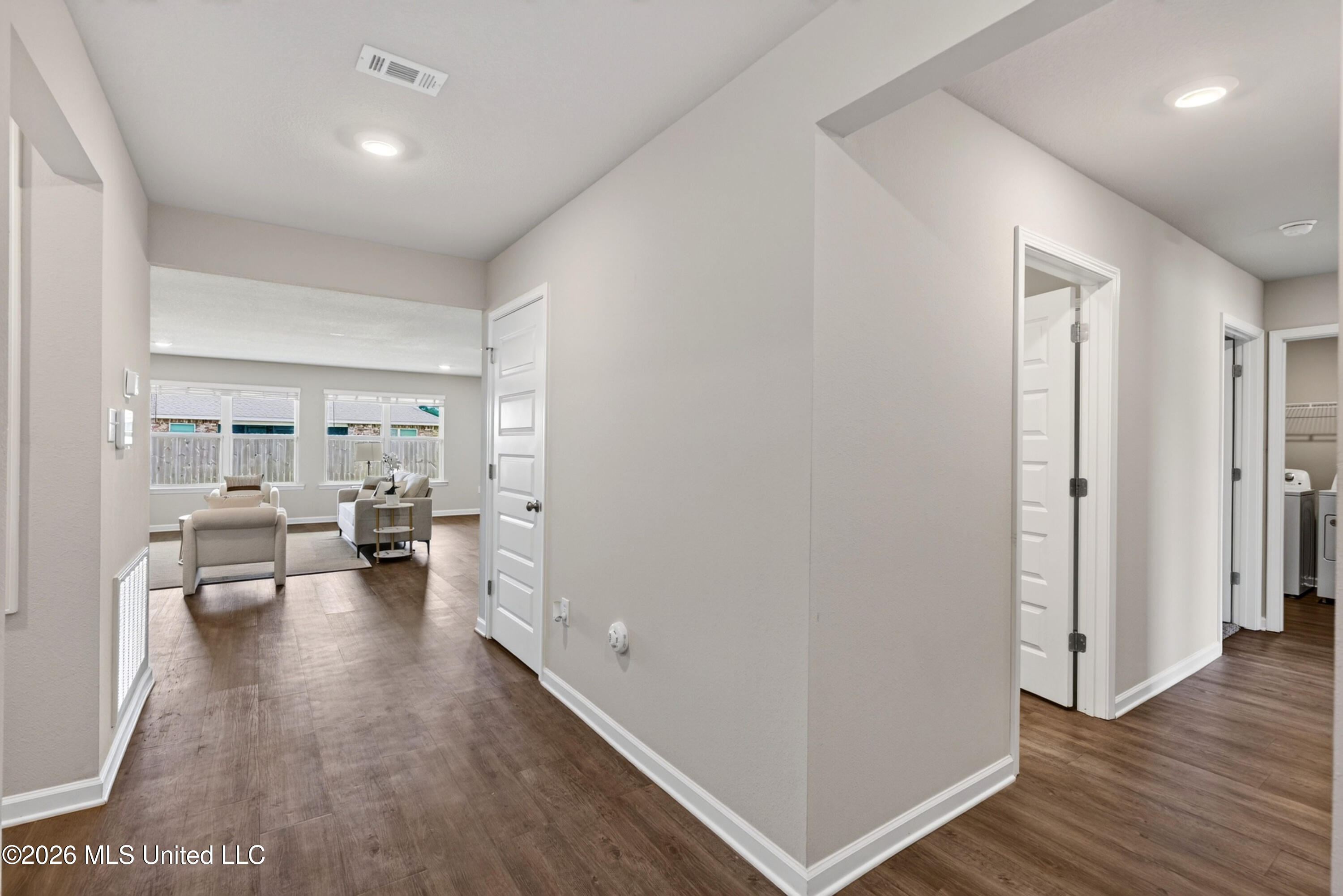 9464 Emersyn Lane Property Photo 10