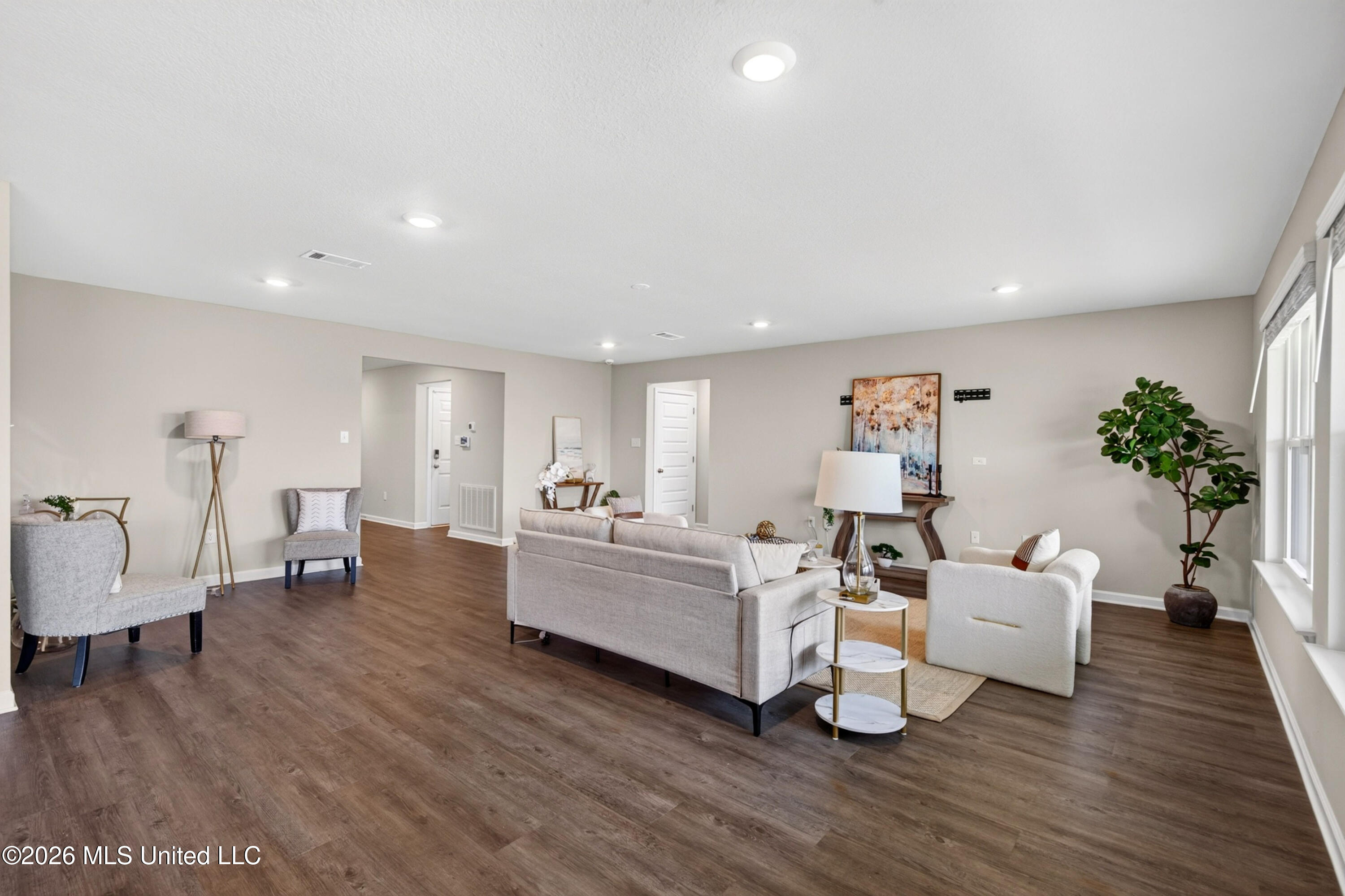 9464 Emersyn Lane Property Photo 13