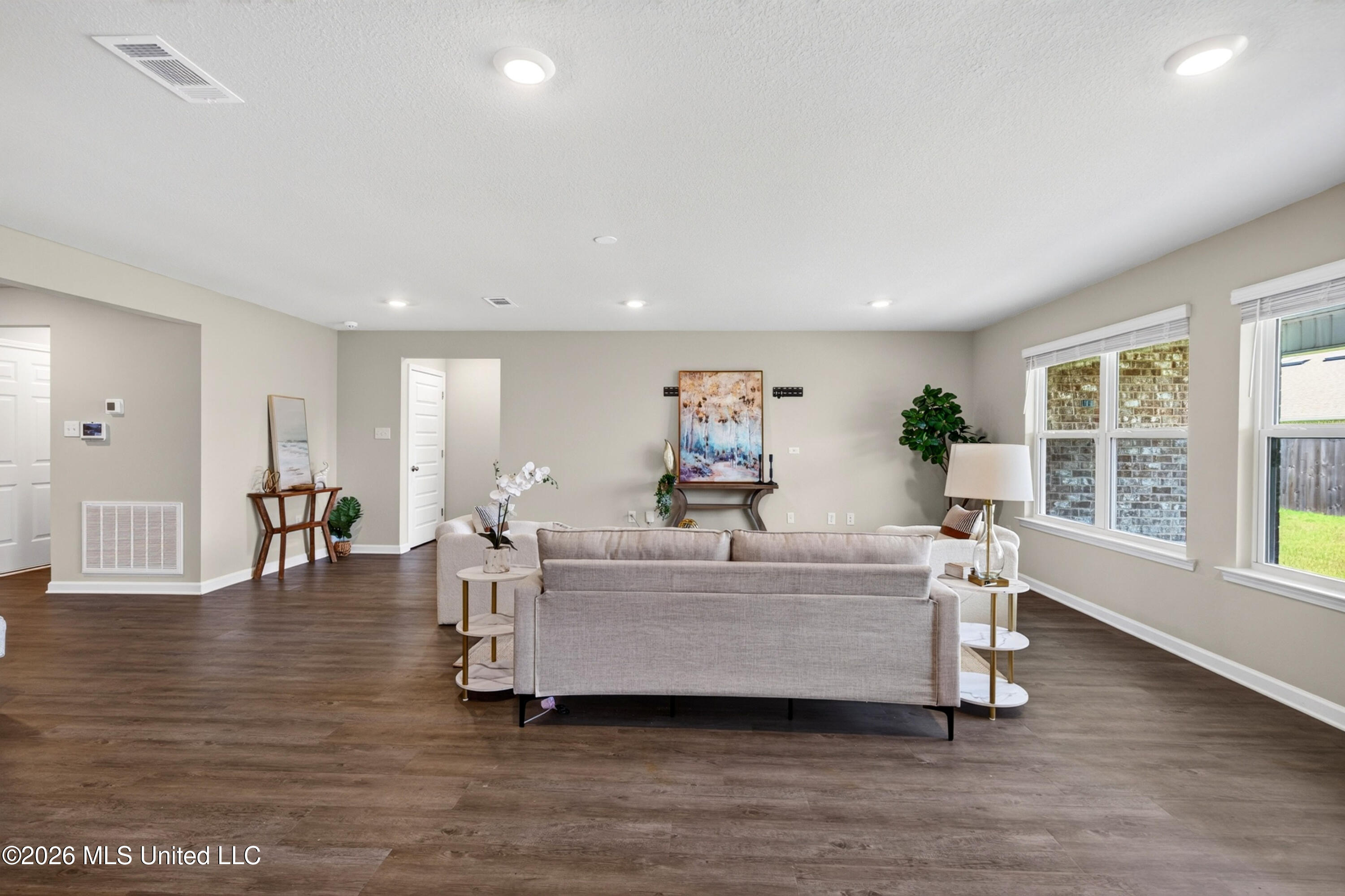 9464 Emersyn Lane Property Photo 14