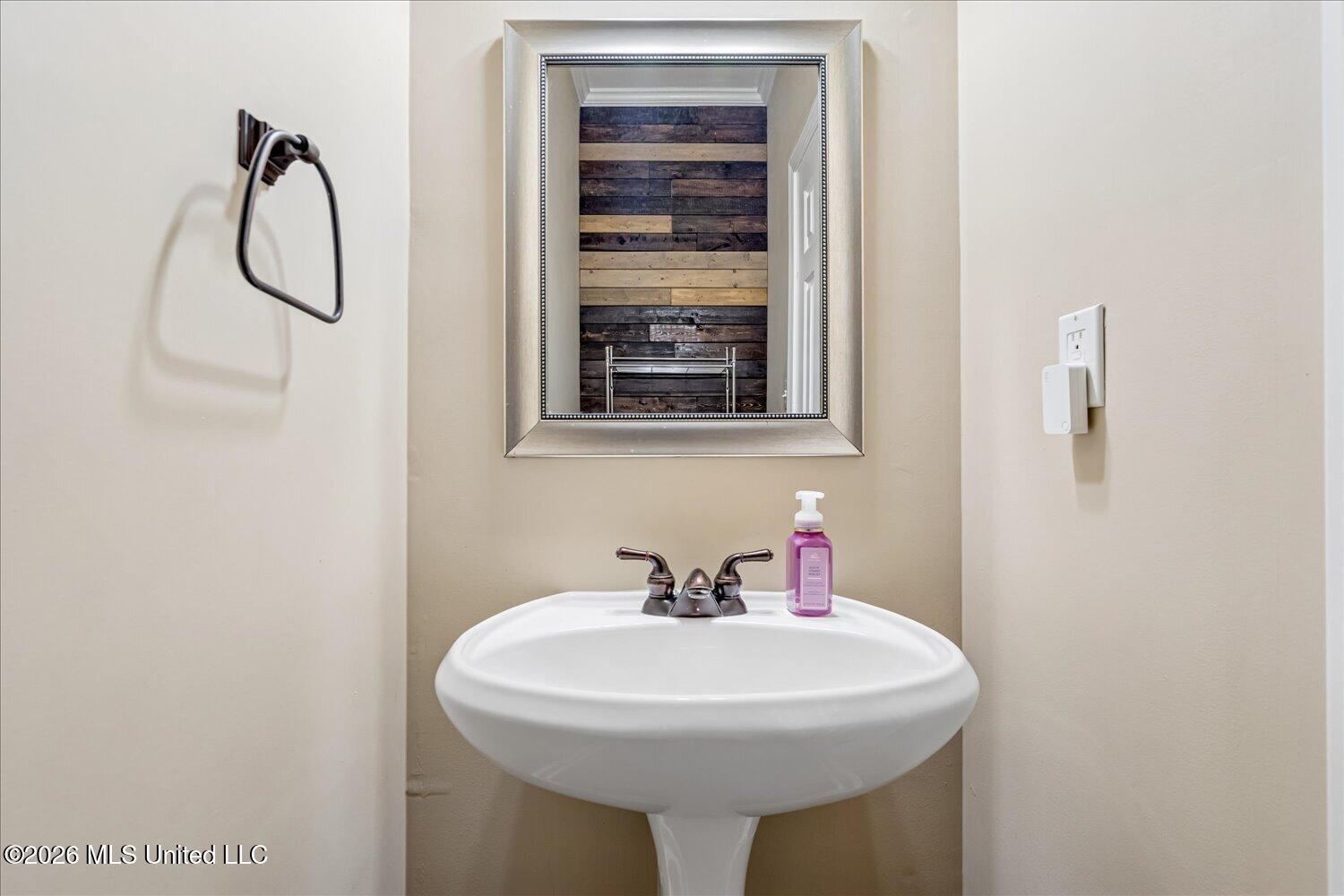611 Ridge View Drive Property Photo 22