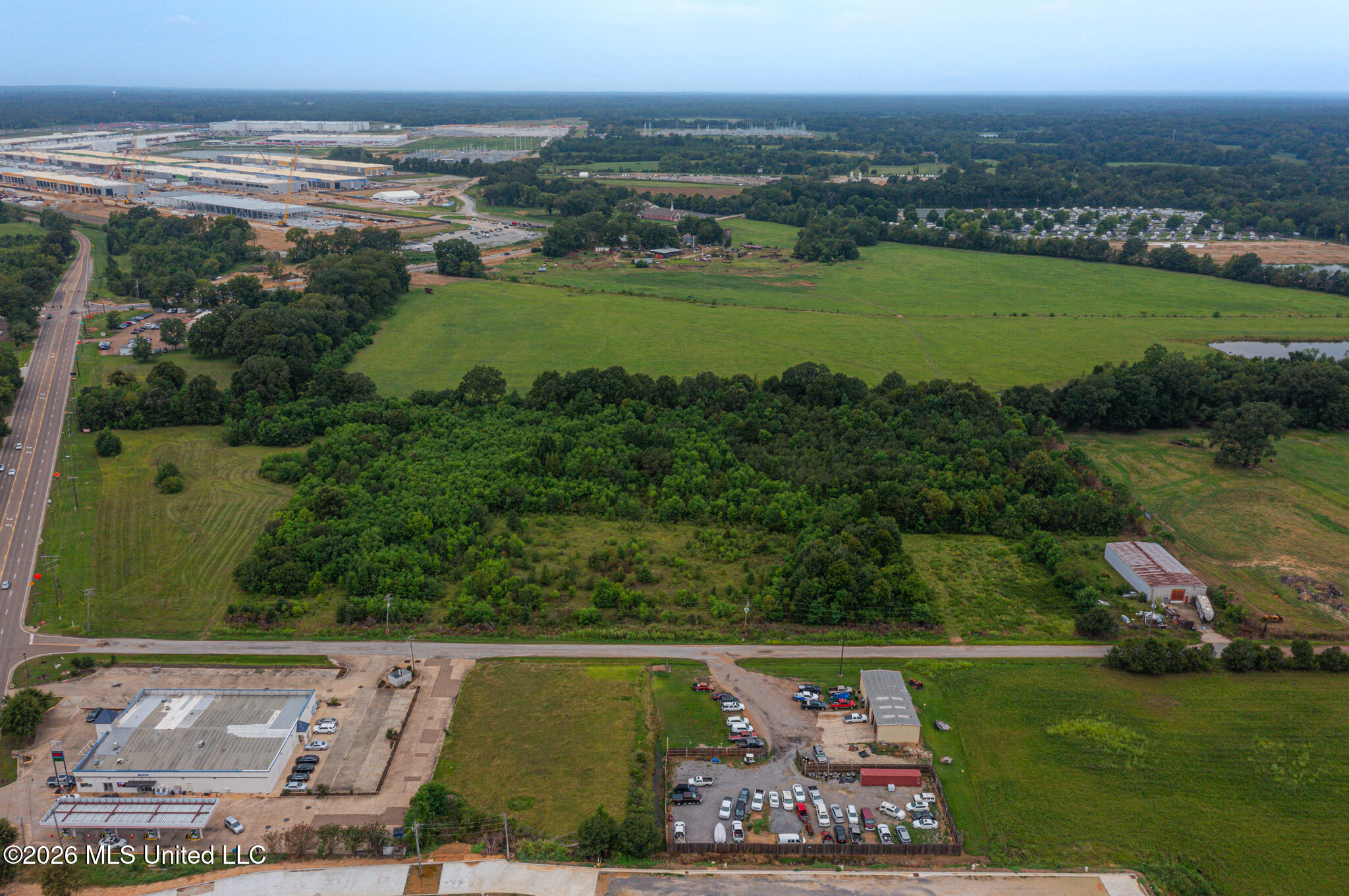 Highway 22 Property Photo 13