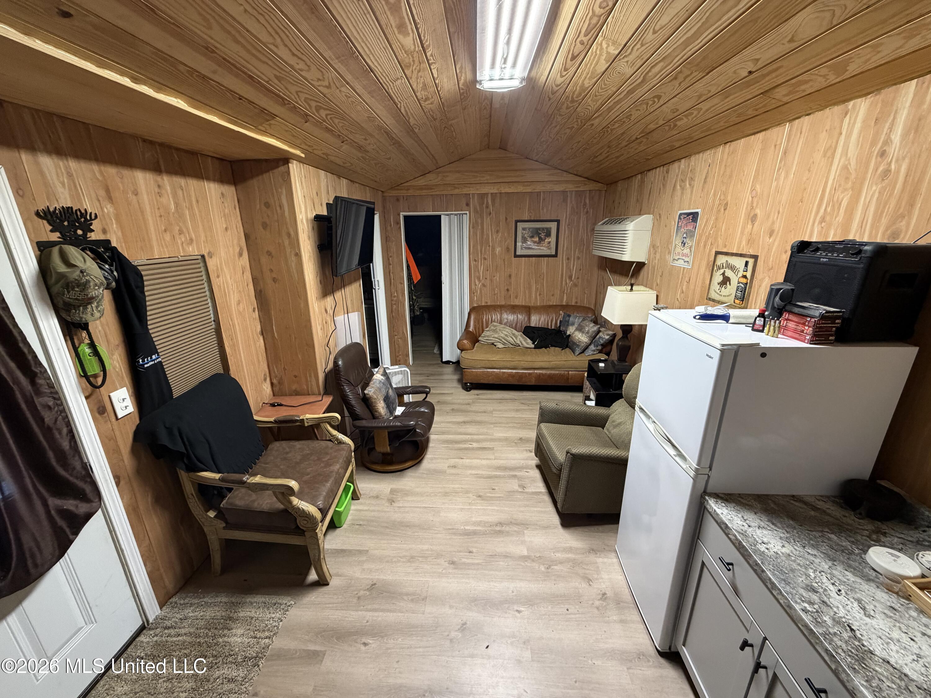 5835 Red Lick Road Property Photo 3