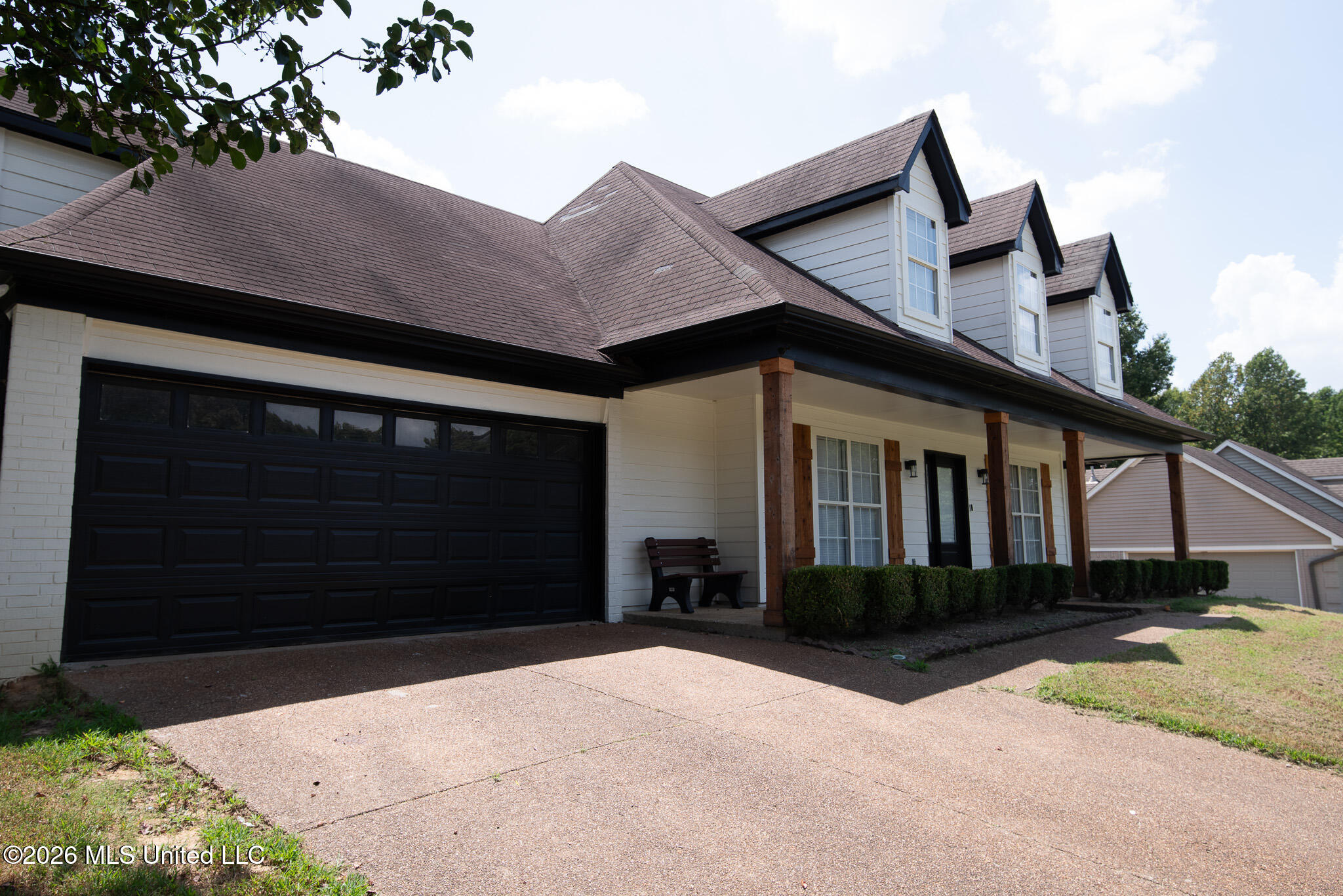 9883 Chris Drive Property Photo 1