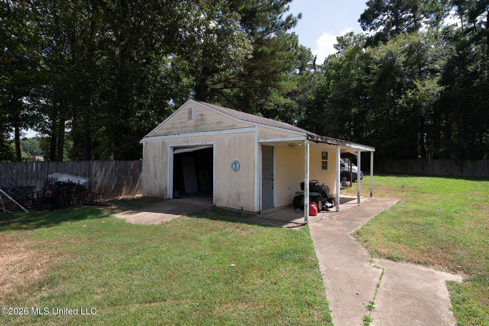 9883 Chris Drive Property Photo 22