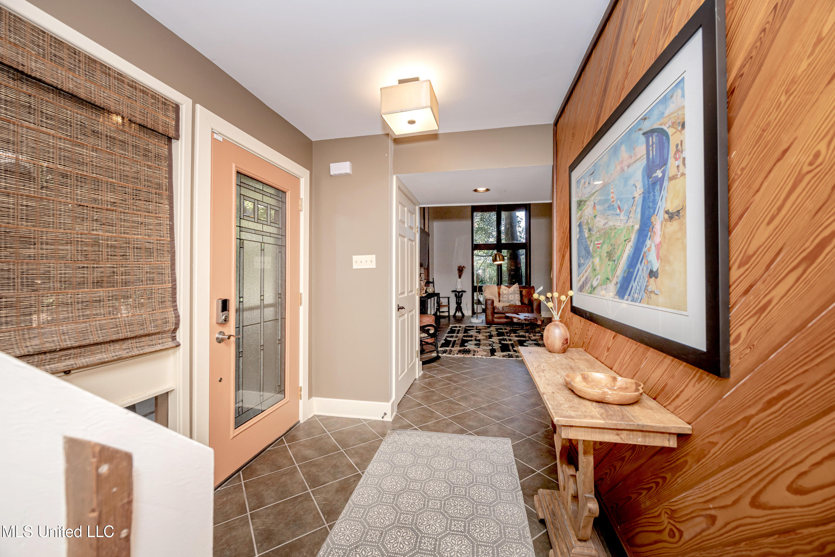 308 Lovers Lane Property Photo 11