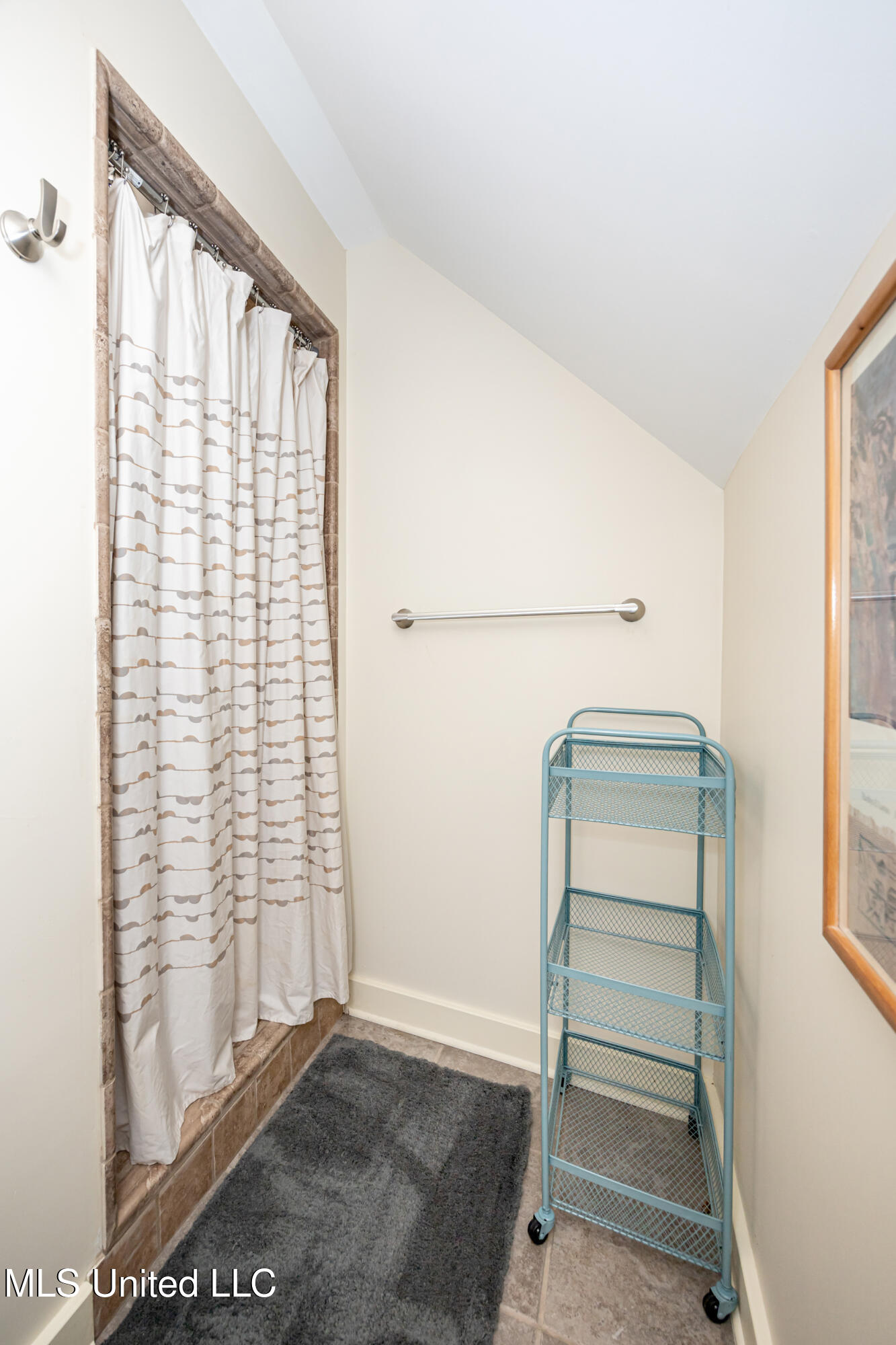 308 Lovers Lane Property Photo 56