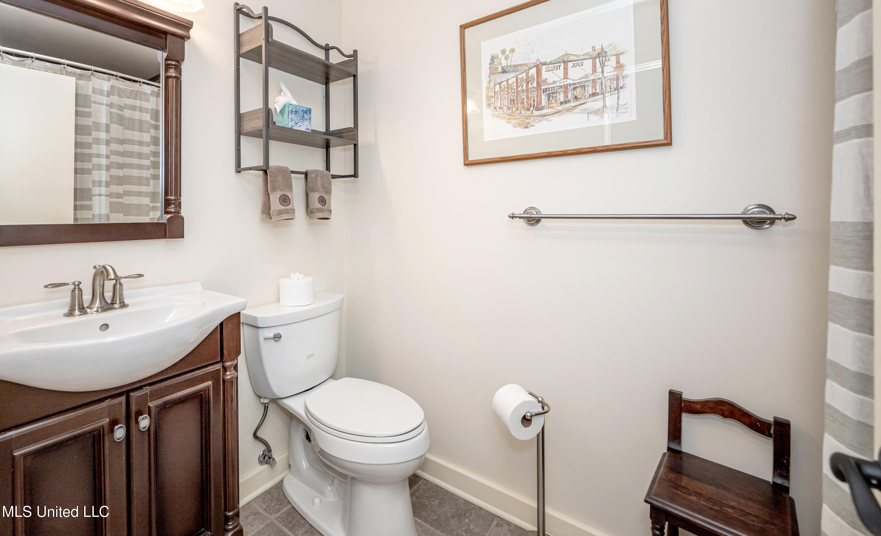 308 Lovers Lane Property Photo 64