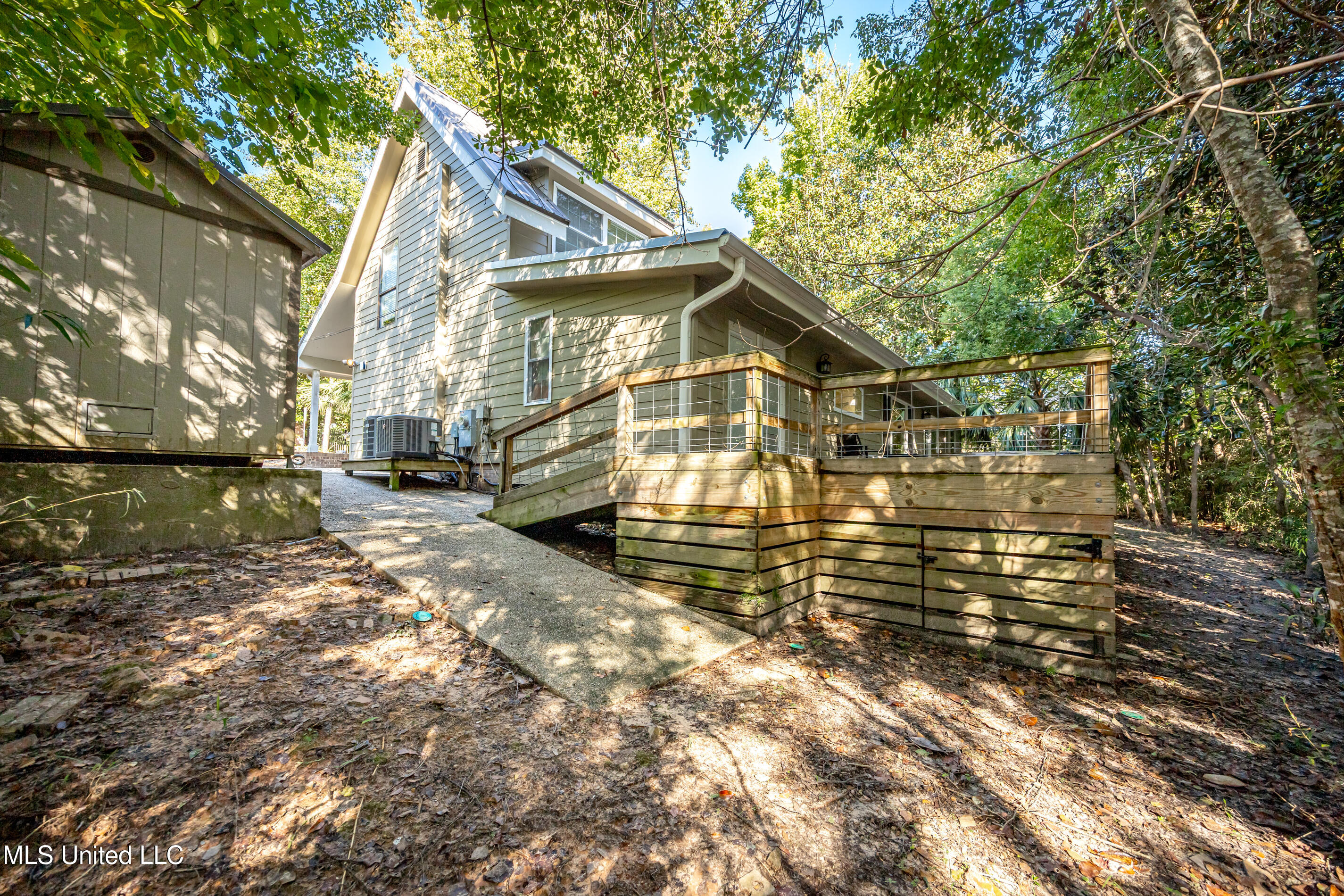 308 Lovers Lane Property Photo 84