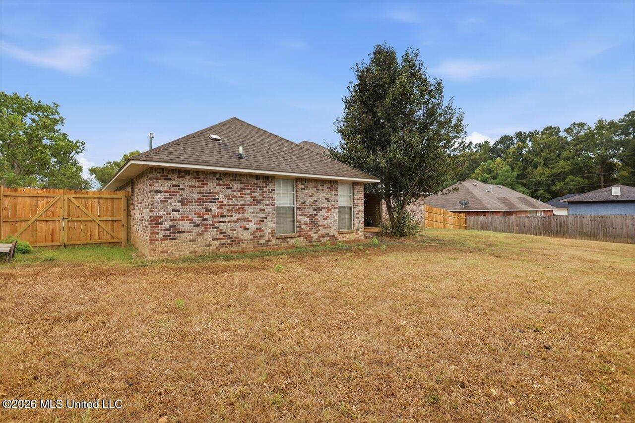 578 Eaglewood Drive Property Photo 26
