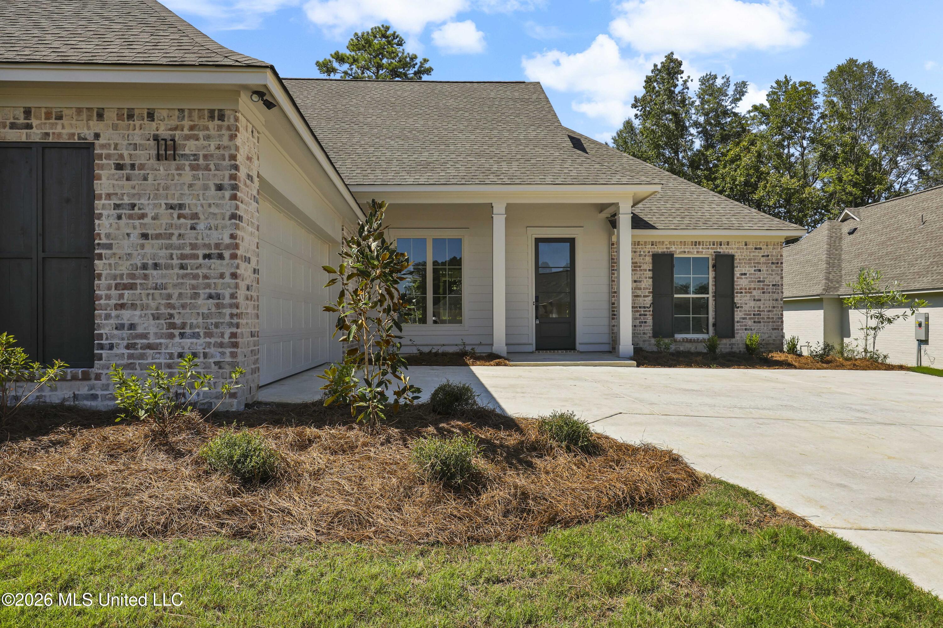 111 Millbridge Drive Property Photo 2