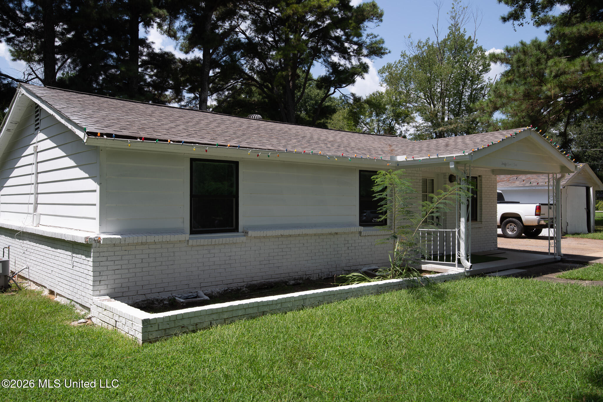 4105 Pleasant Hill Road Property Photo 1