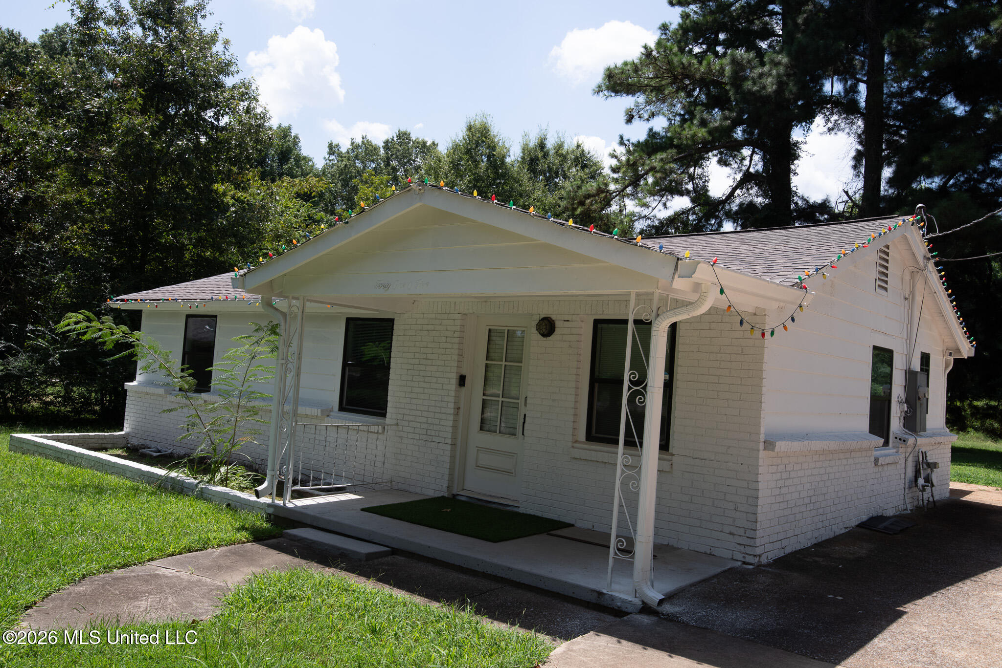 4105 Pleasant Hill Road Property Photo 2
