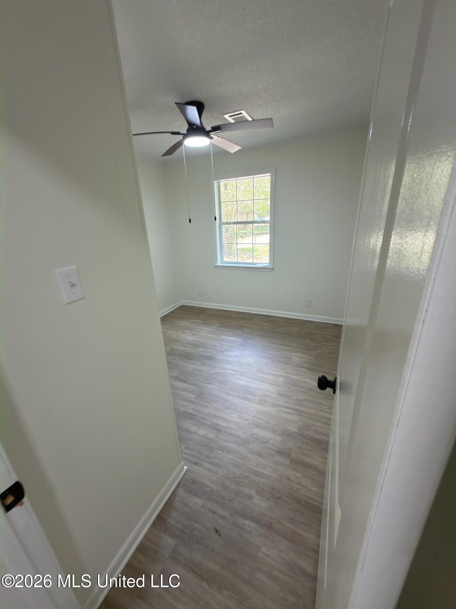 104 Circle Drive Property Photo 9