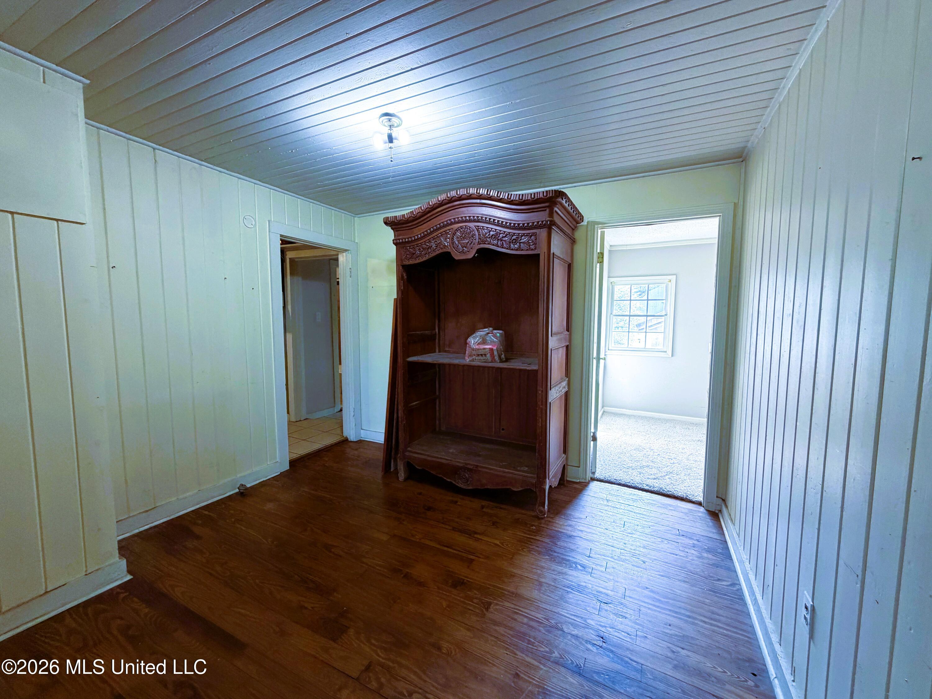 18780 Highway 5 Property Photo 7