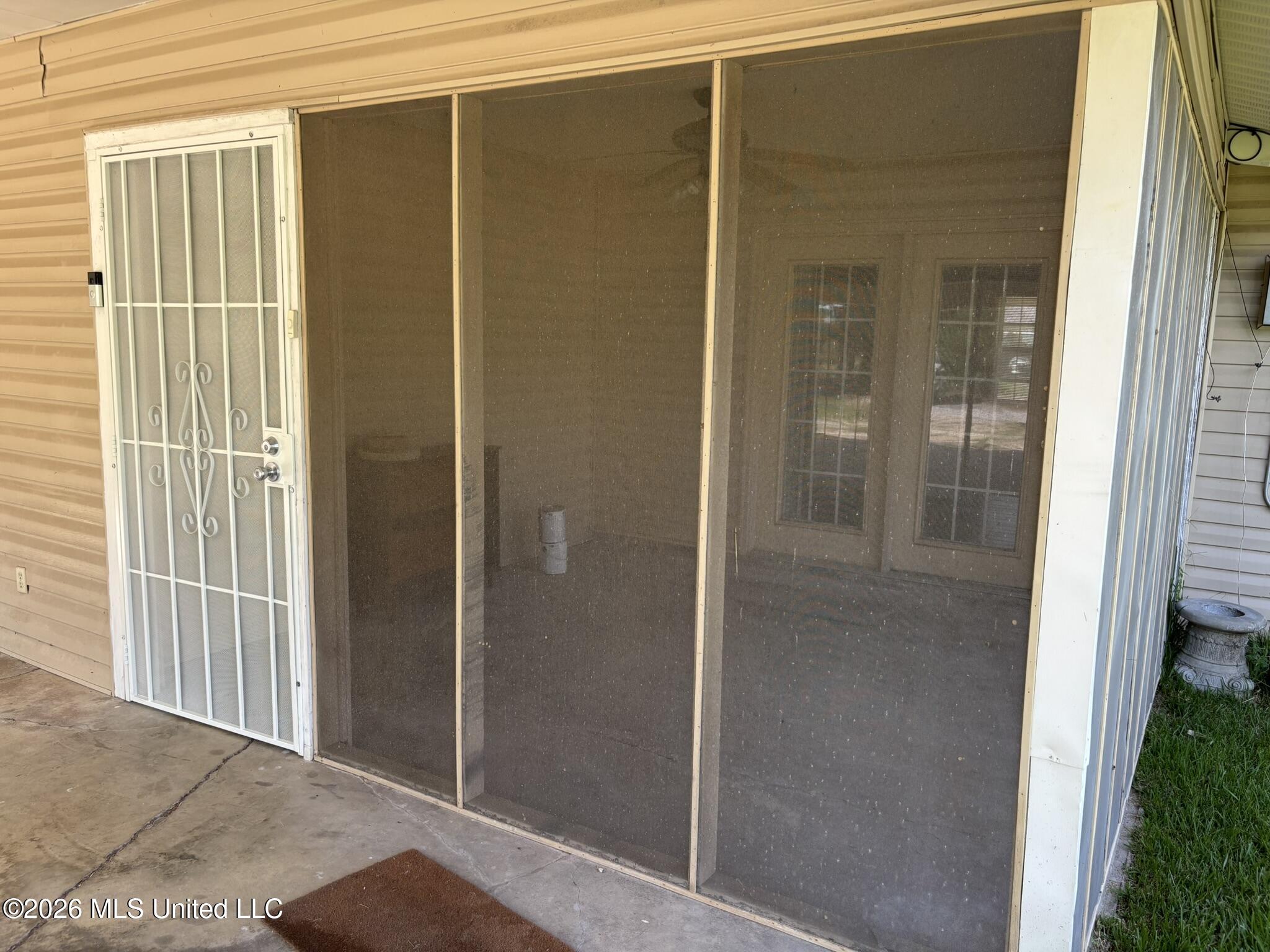 512 Rose Drive Property Photo 22
