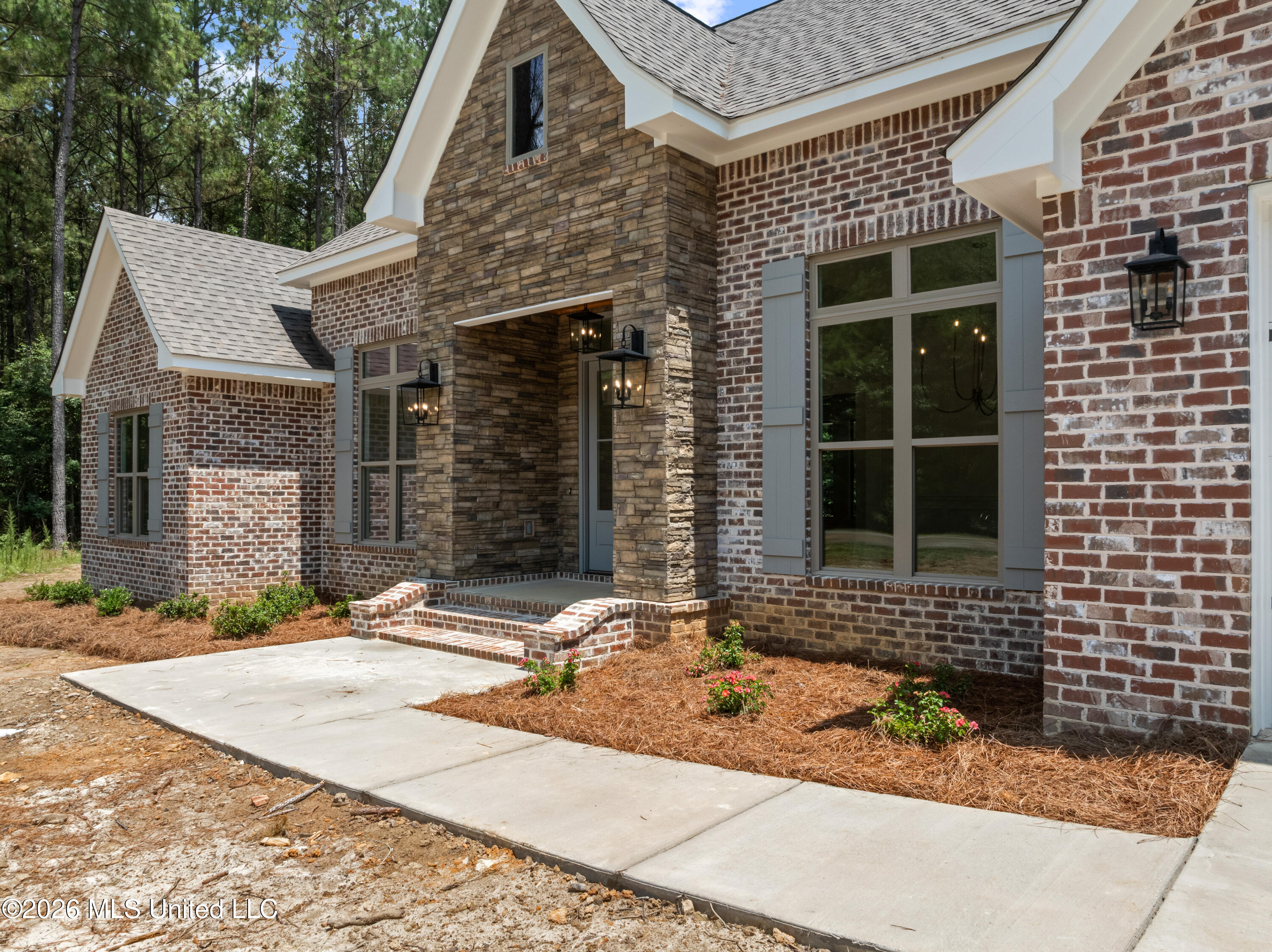6 Shadow Ridge Drive Property Photo 2
