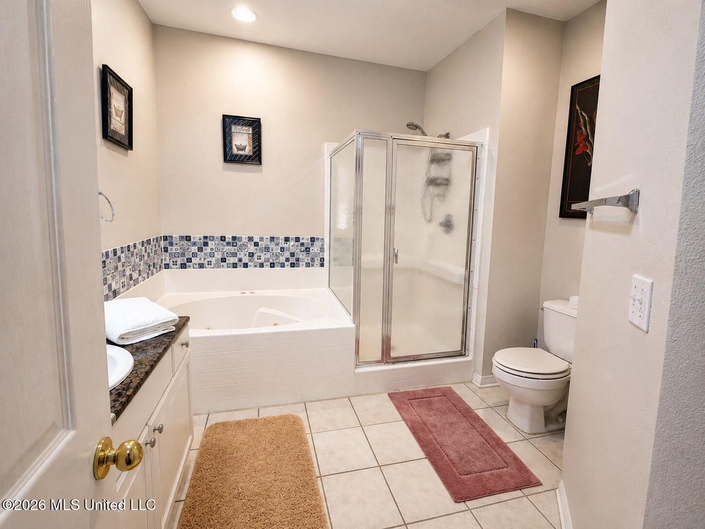 2252 Beach Drive Property Photo 16
