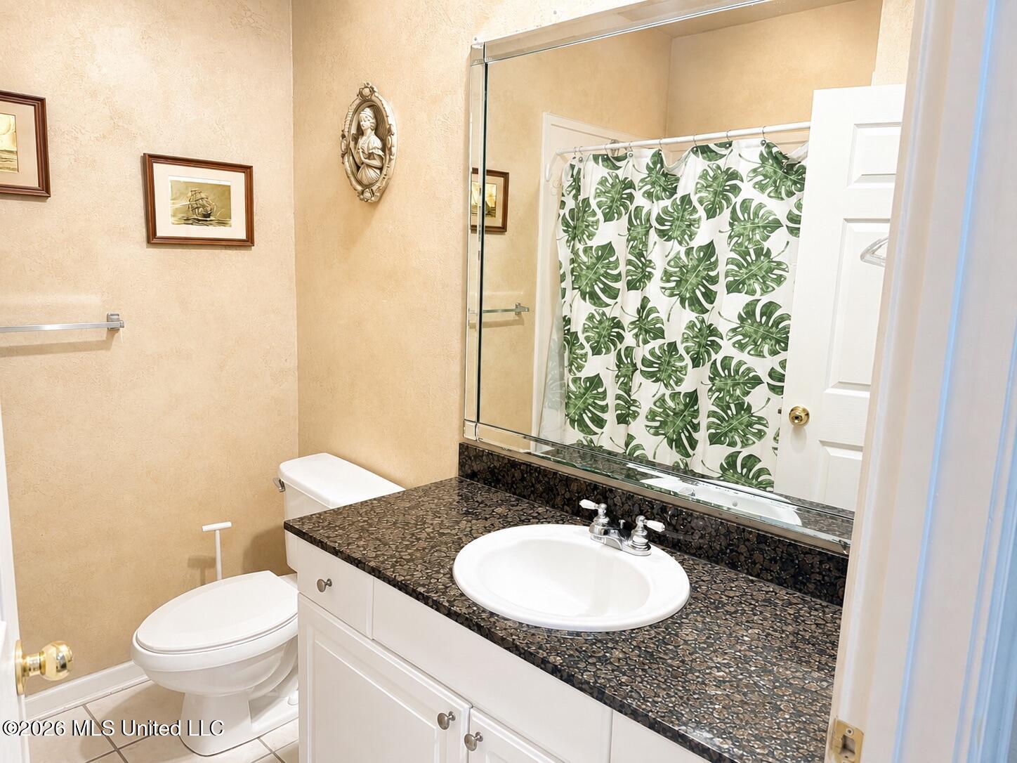2252 Beach Drive Property Photo 19