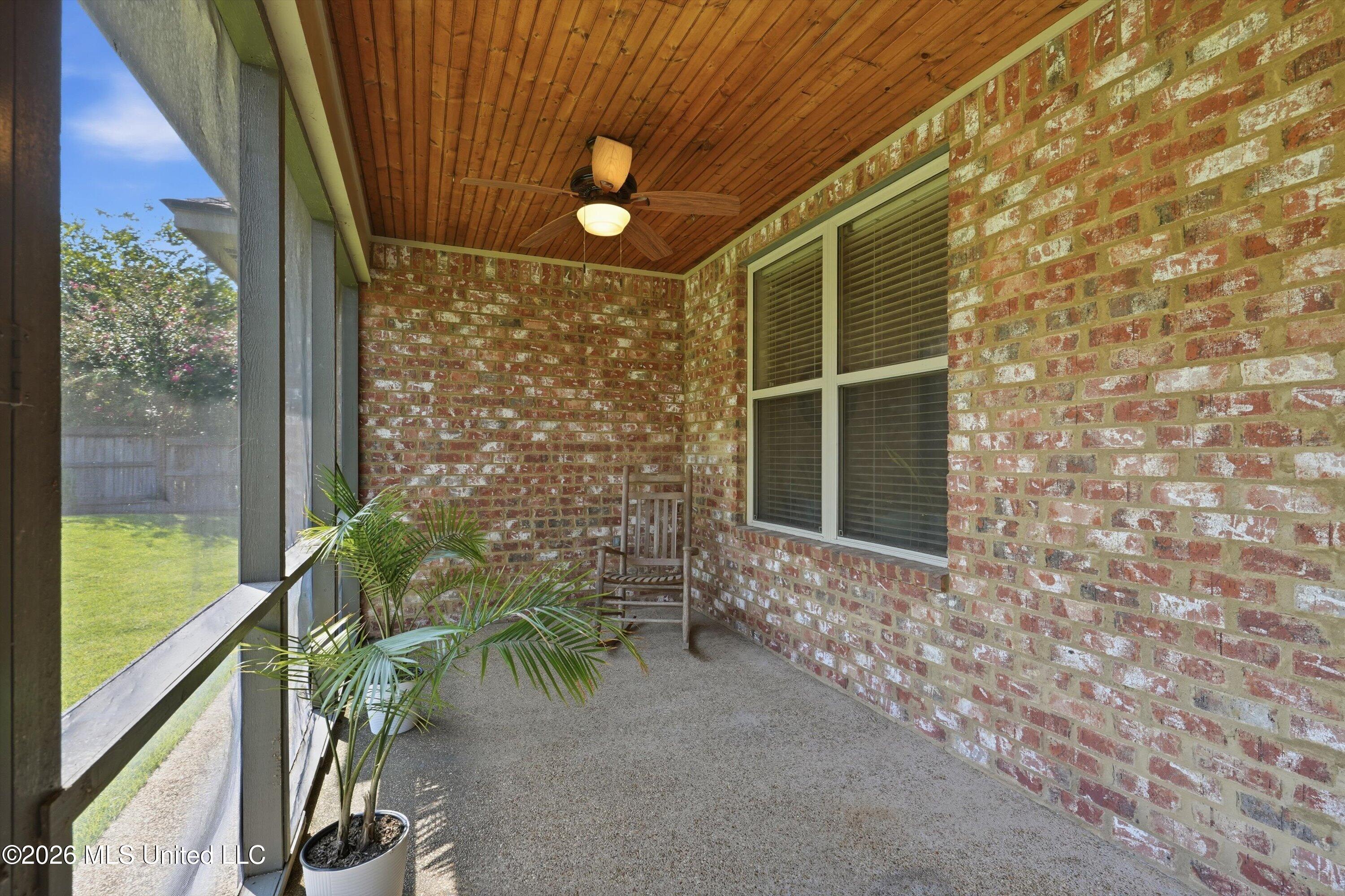 202 Carmichael Boulevard Property Photo 7