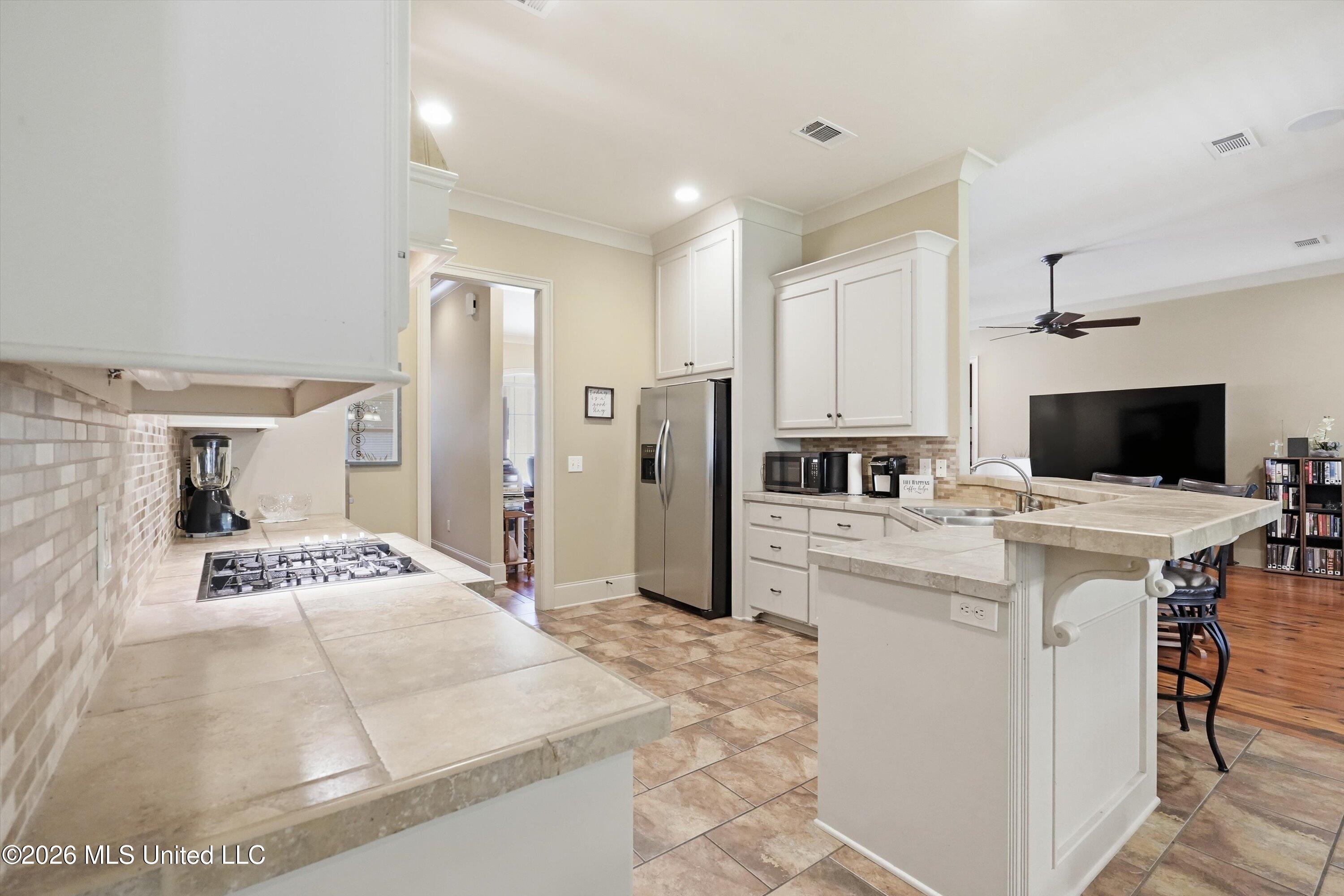 202 Carmichael Boulevard Property Photo 11
