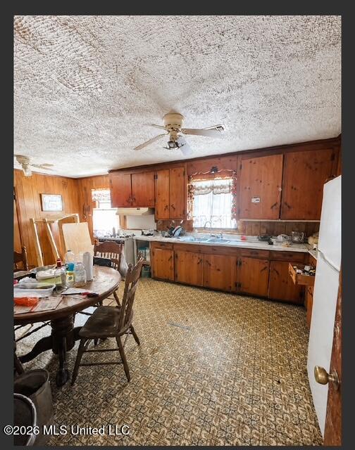 1621 N 30th Avenue Property Photo 3
