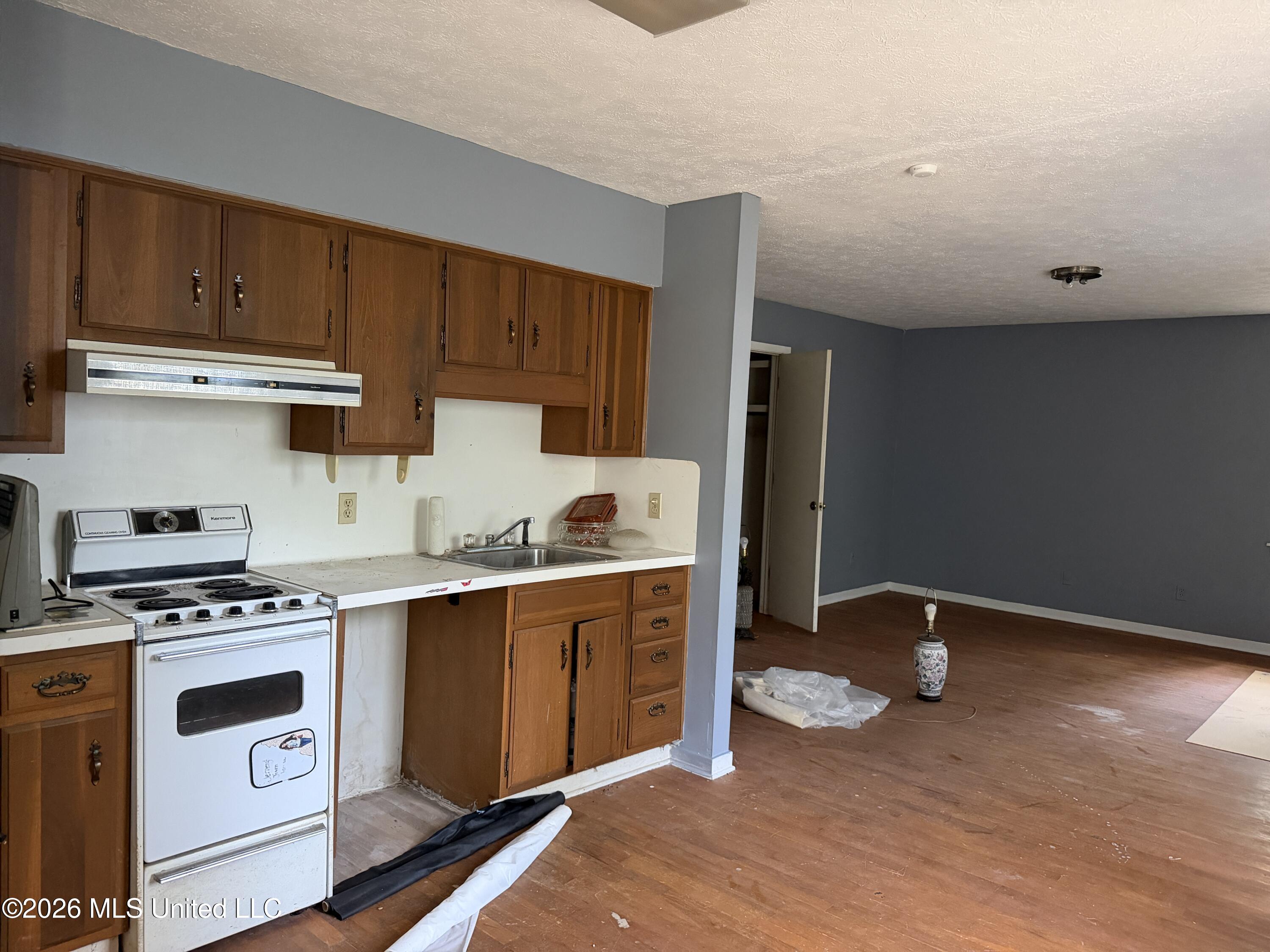2247 Alta Woods Terrace Property Photo 20