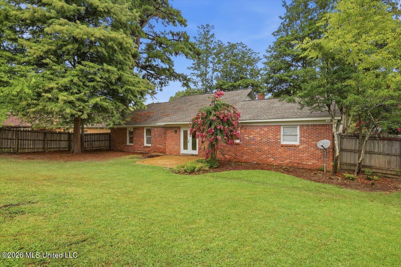 110 Honeysuckle Lane Property Photo 28