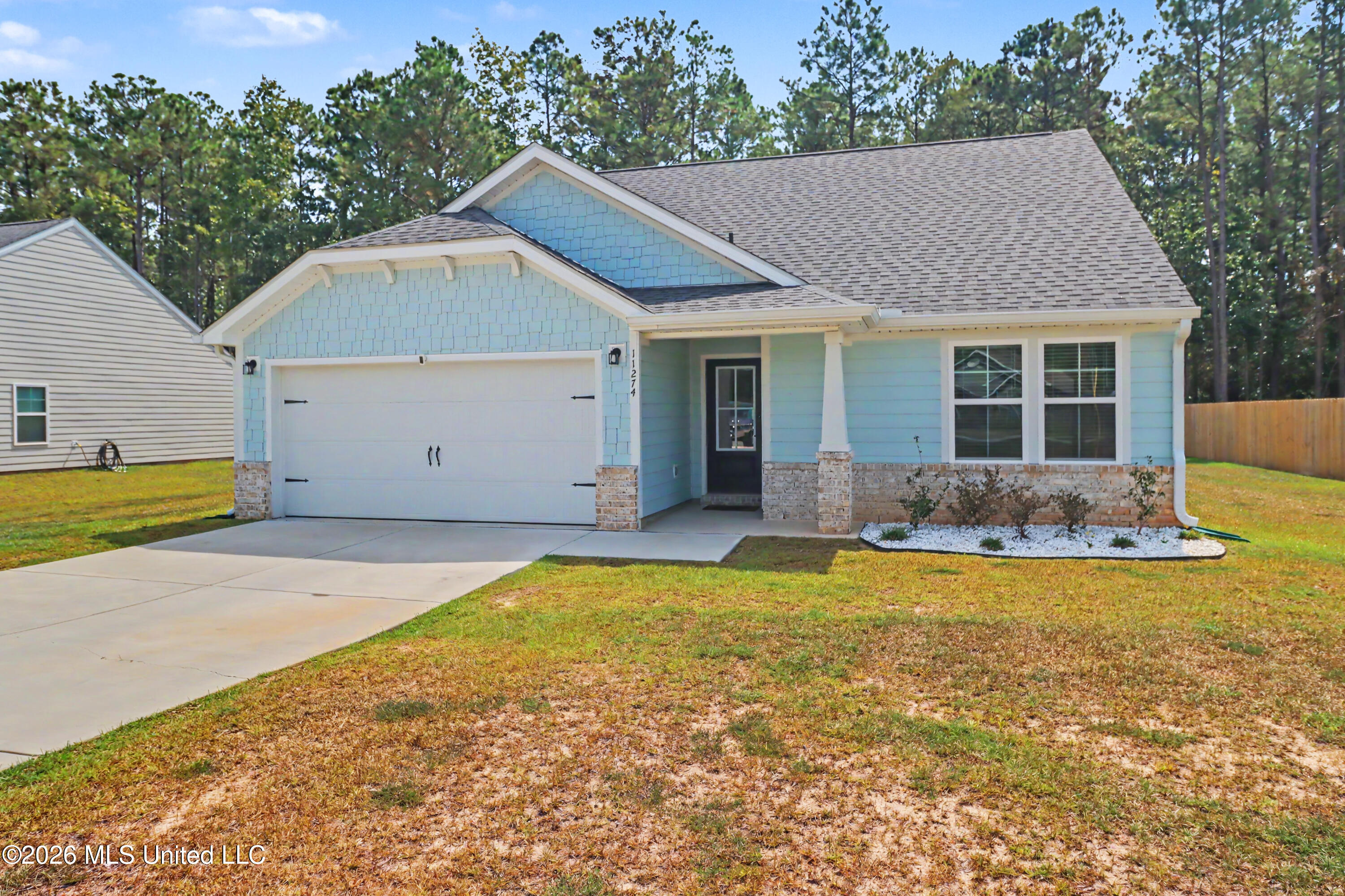 11274 Shorecrest Road Property Photo 2