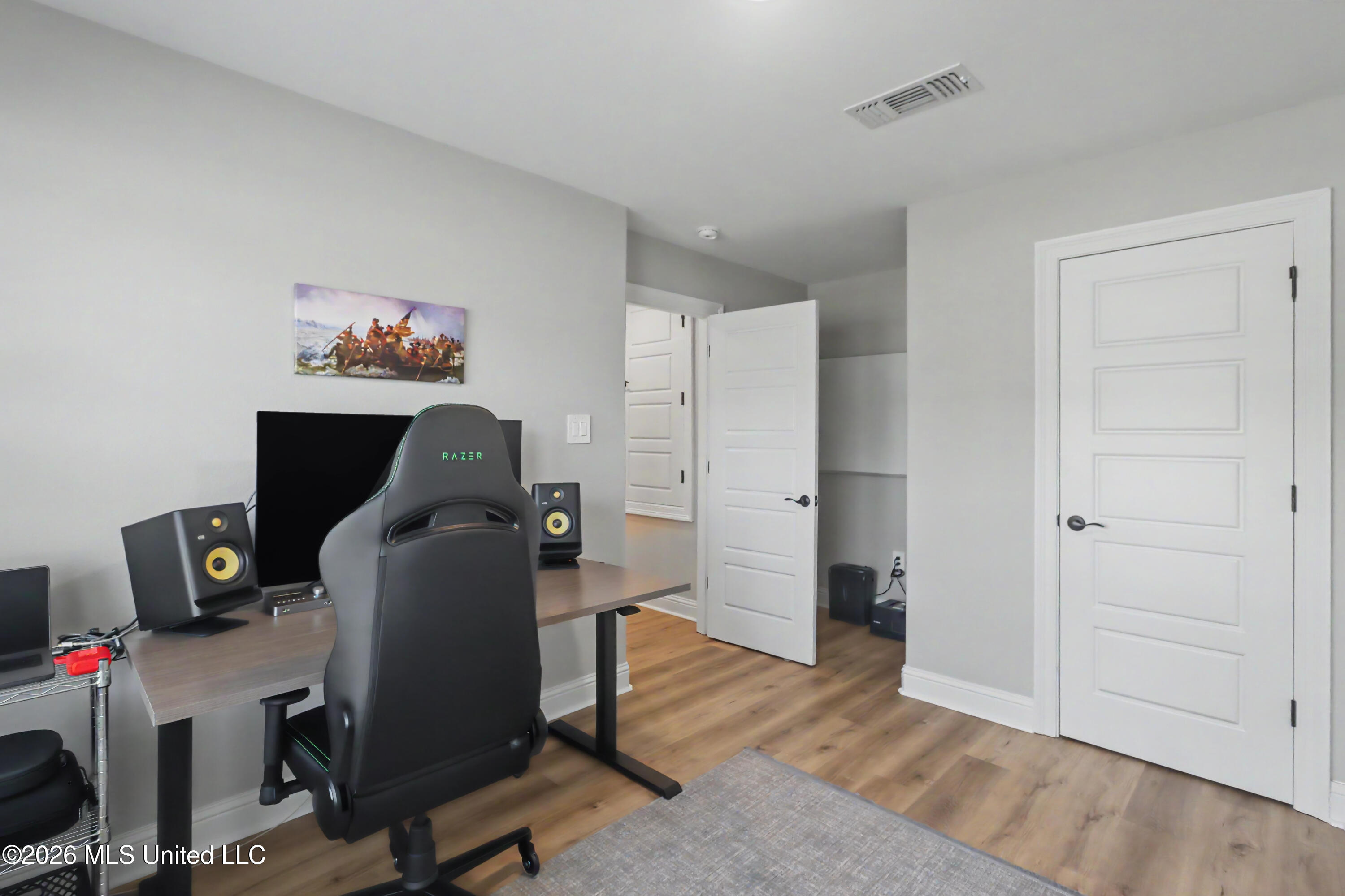 11274 Shorecrest Road Property Photo 6