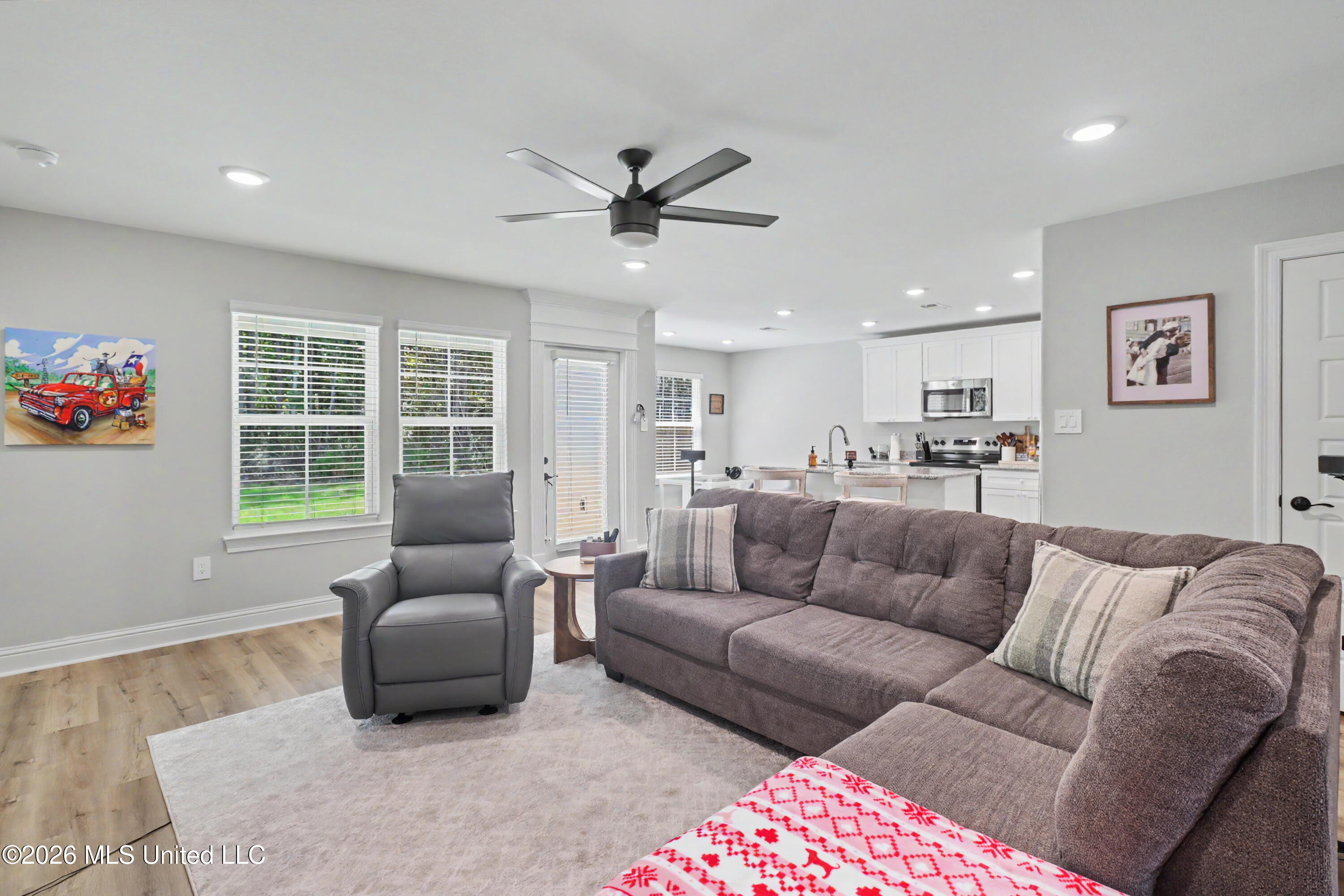 11274 Shorecrest Road Property Photo 10