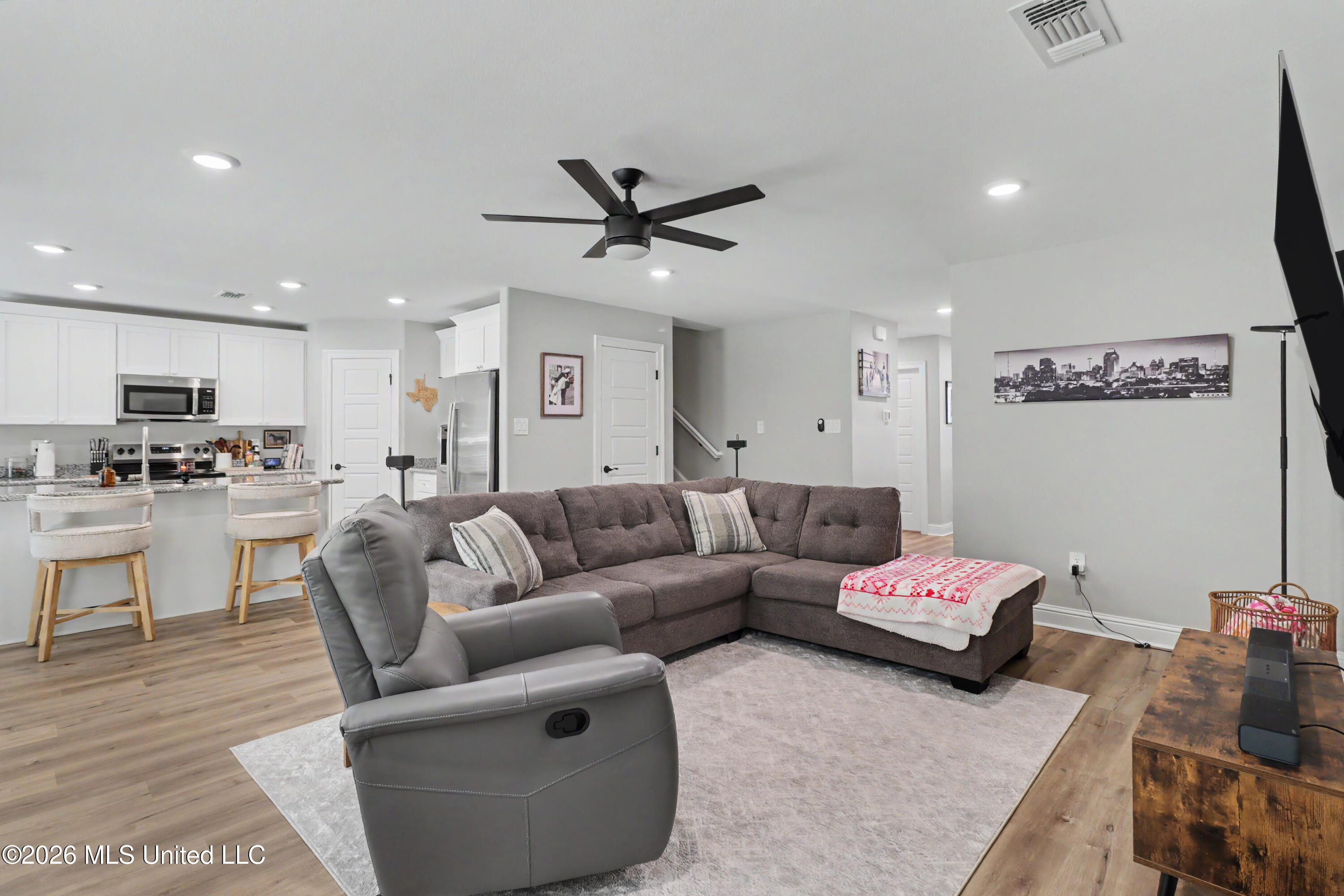 11274 Shorecrest Road Property Photo 12