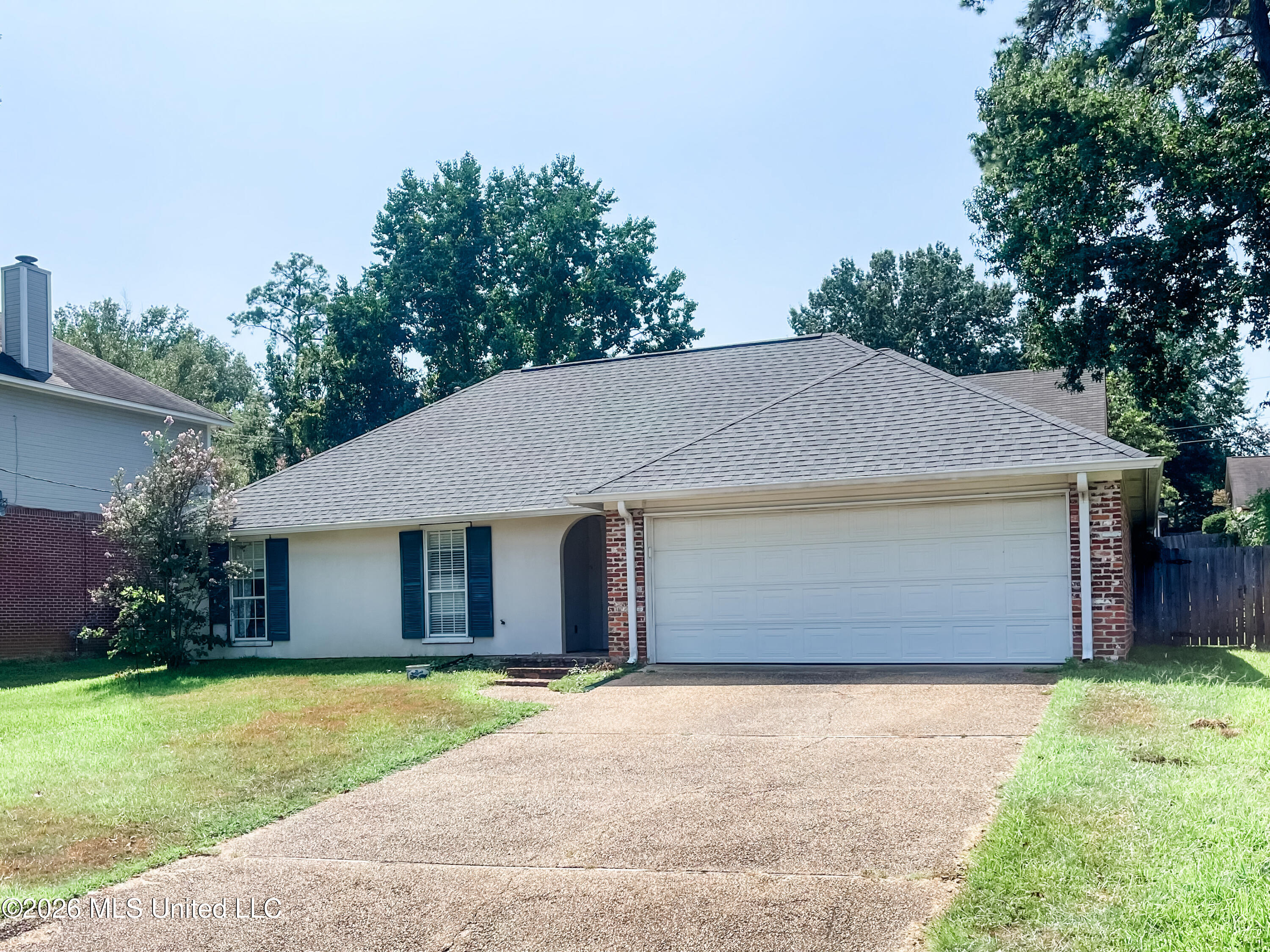 715 Dunleith Lane Property Photo 3