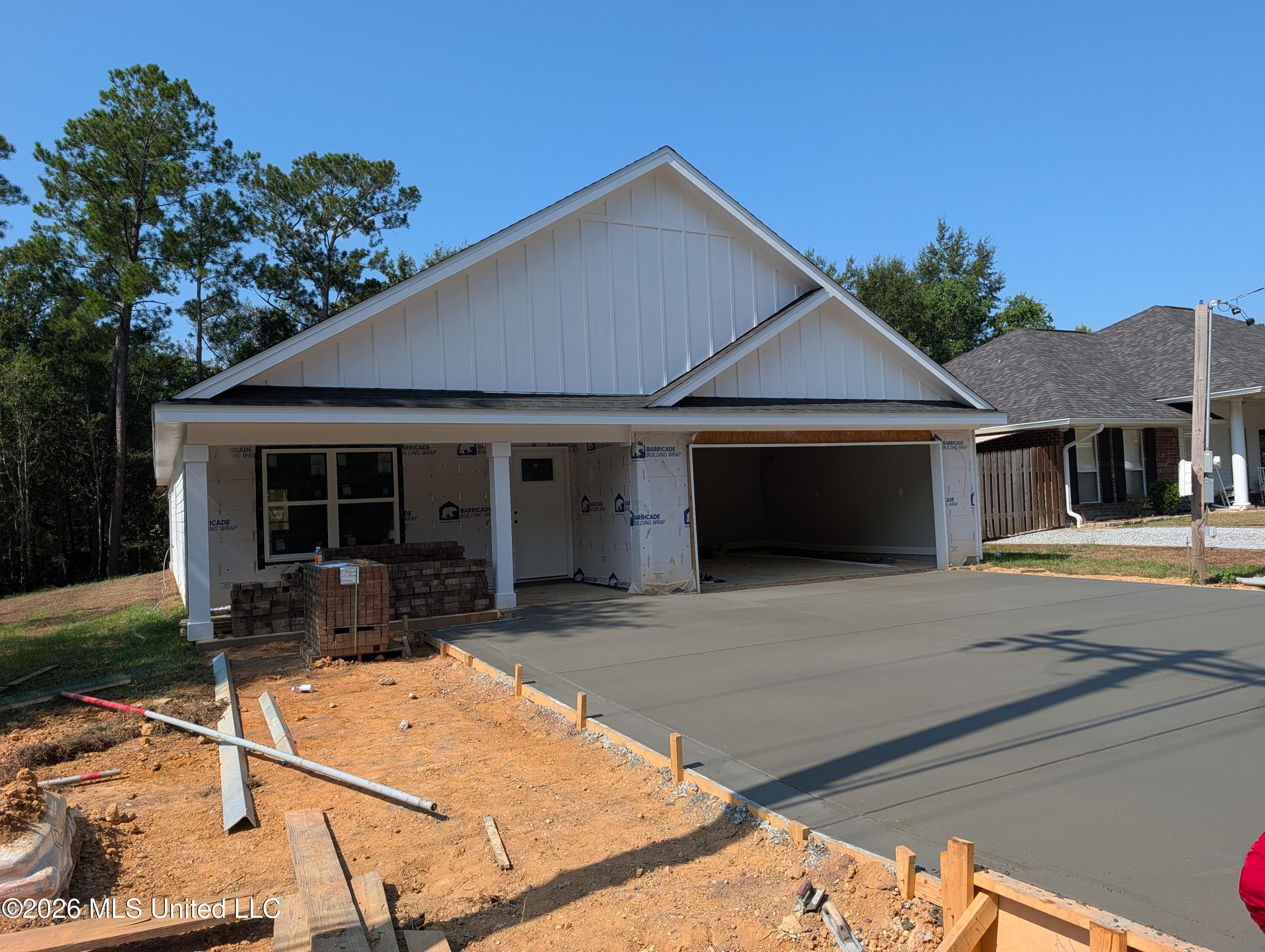 78122 Hilo Way Property Photo 3