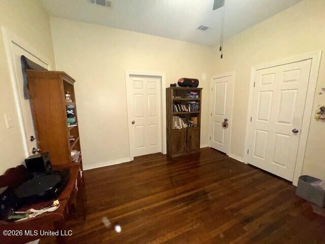 7 Hall Property Photo 7