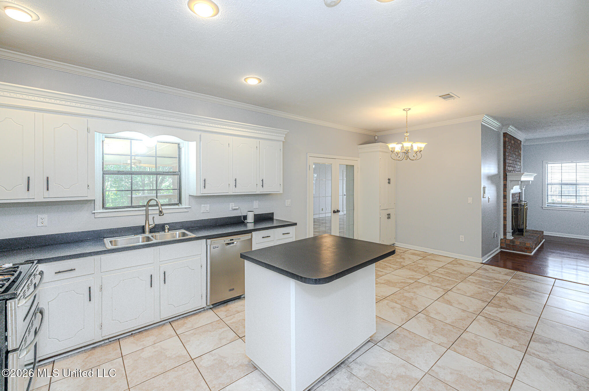 6313 Cedarwood Drive Property Photo 27