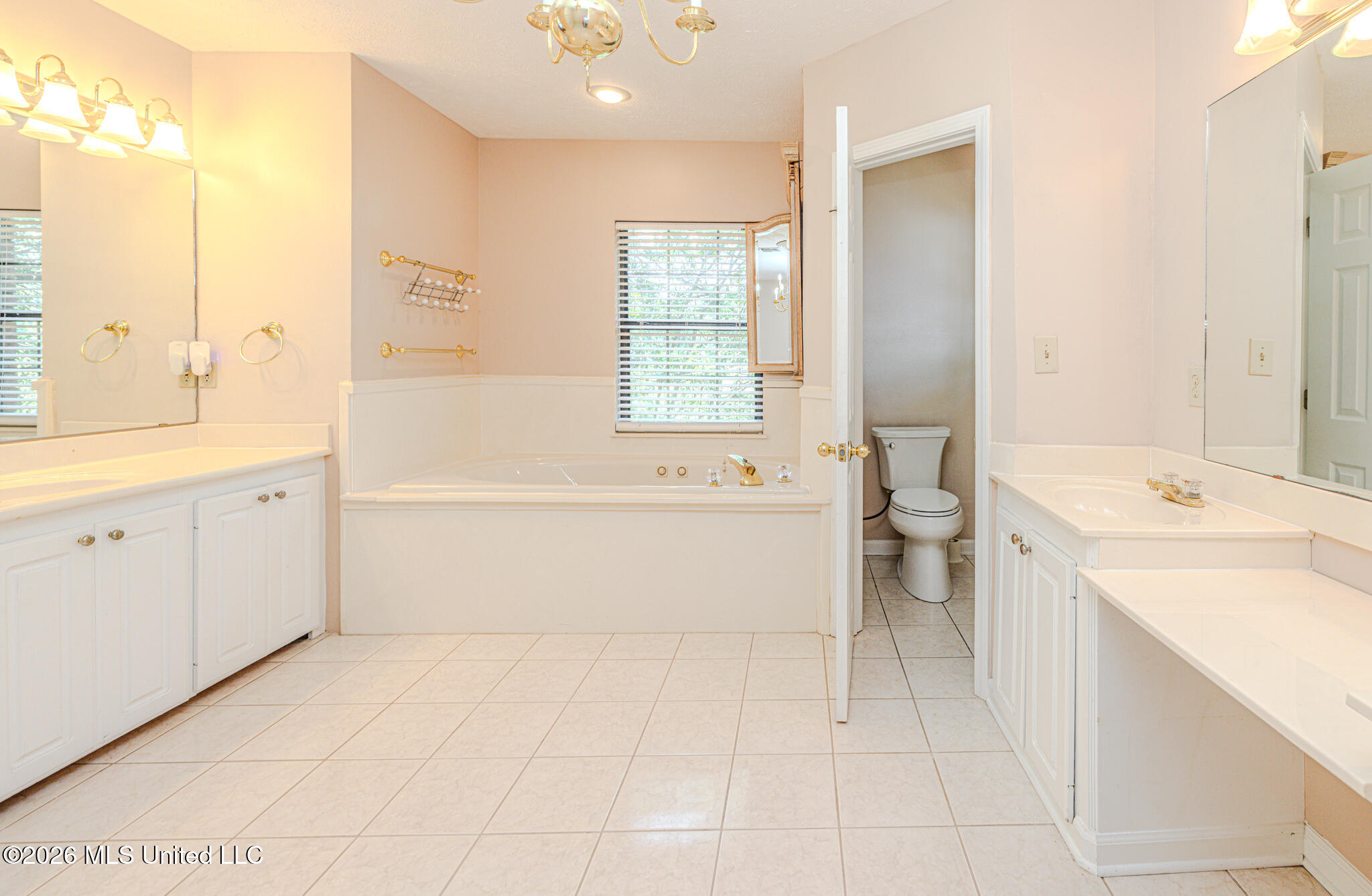 6313 Cedarwood Drive Property Photo 44