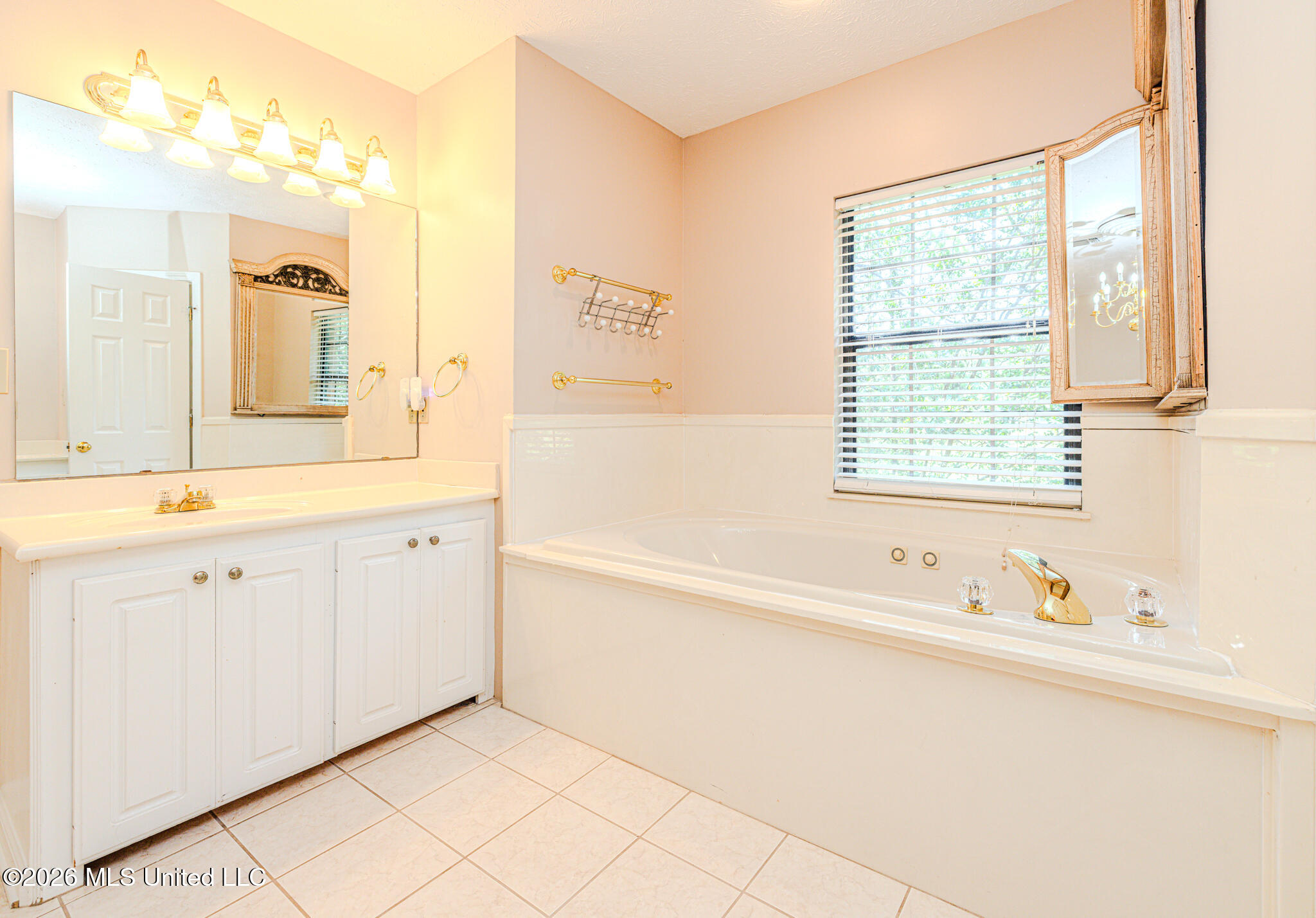 6313 Cedarwood Drive Property Photo 45