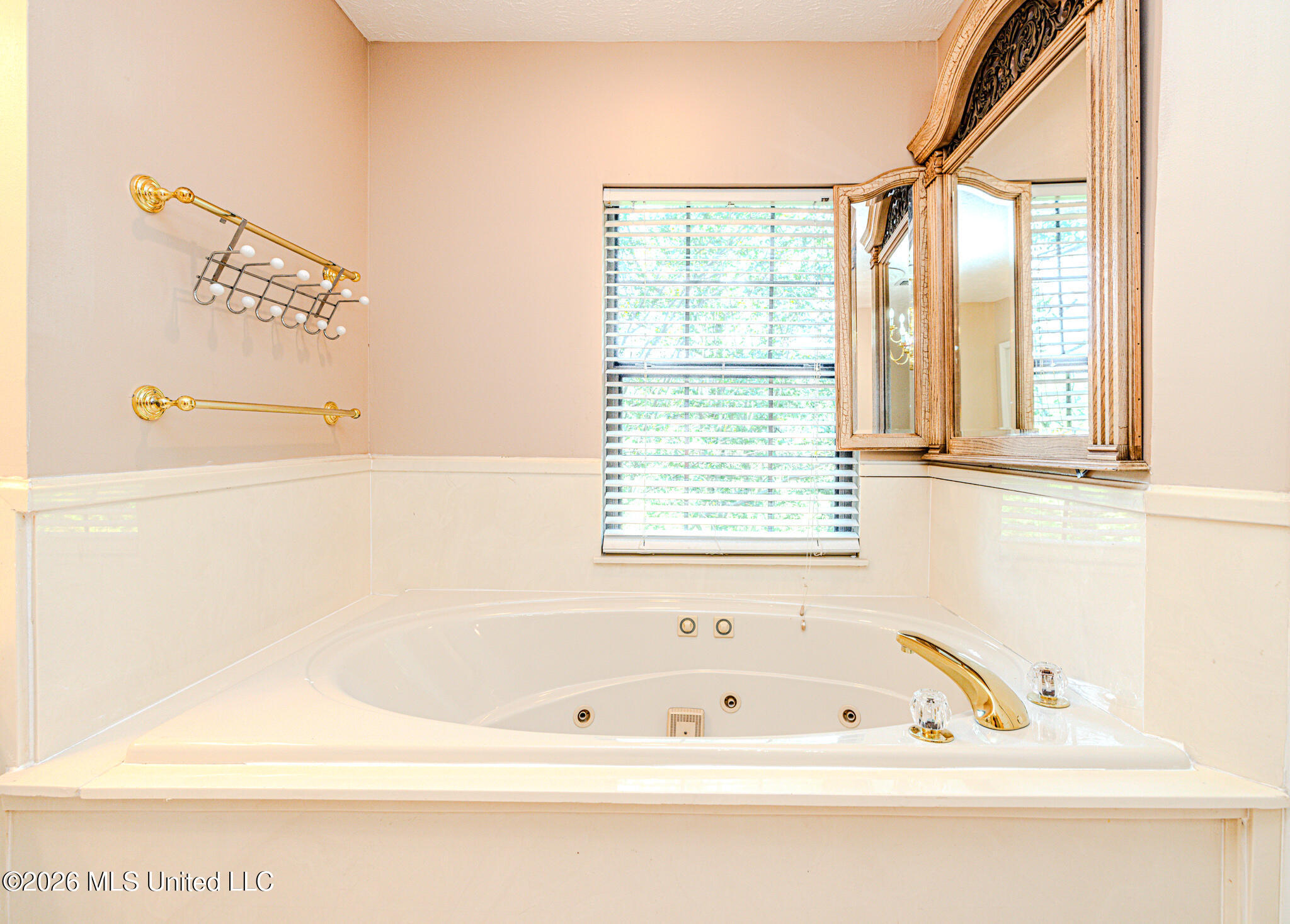 6313 Cedarwood Drive Property Photo 46