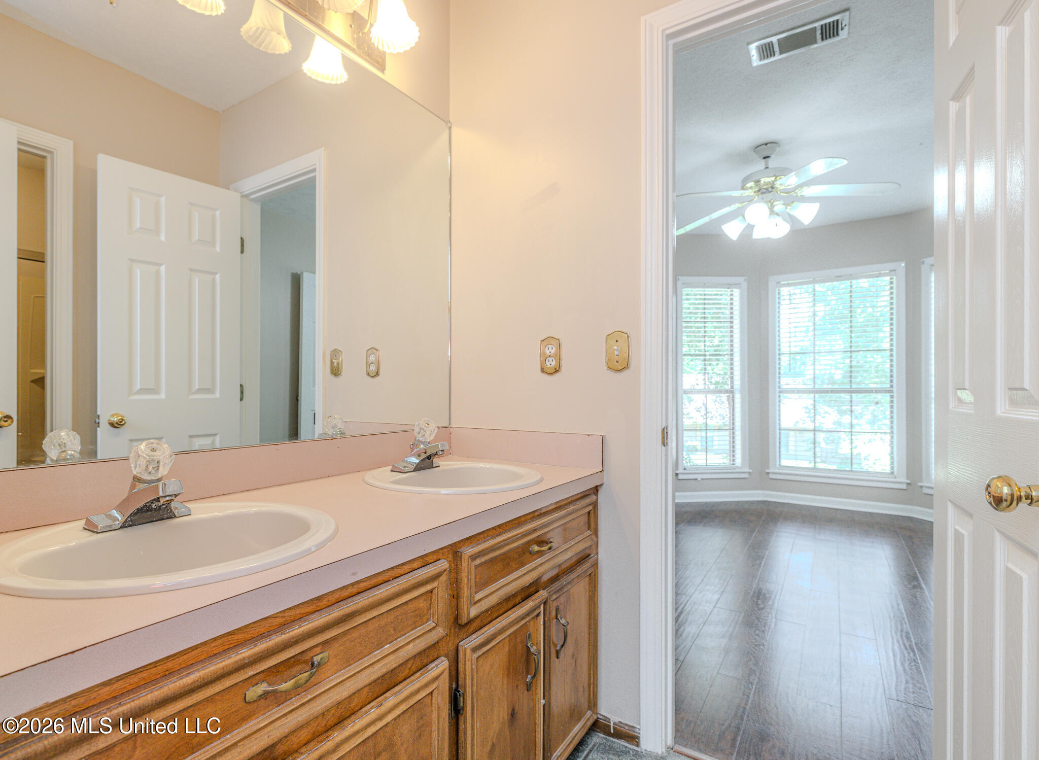 6313 Cedarwood Drive Property Photo 55
